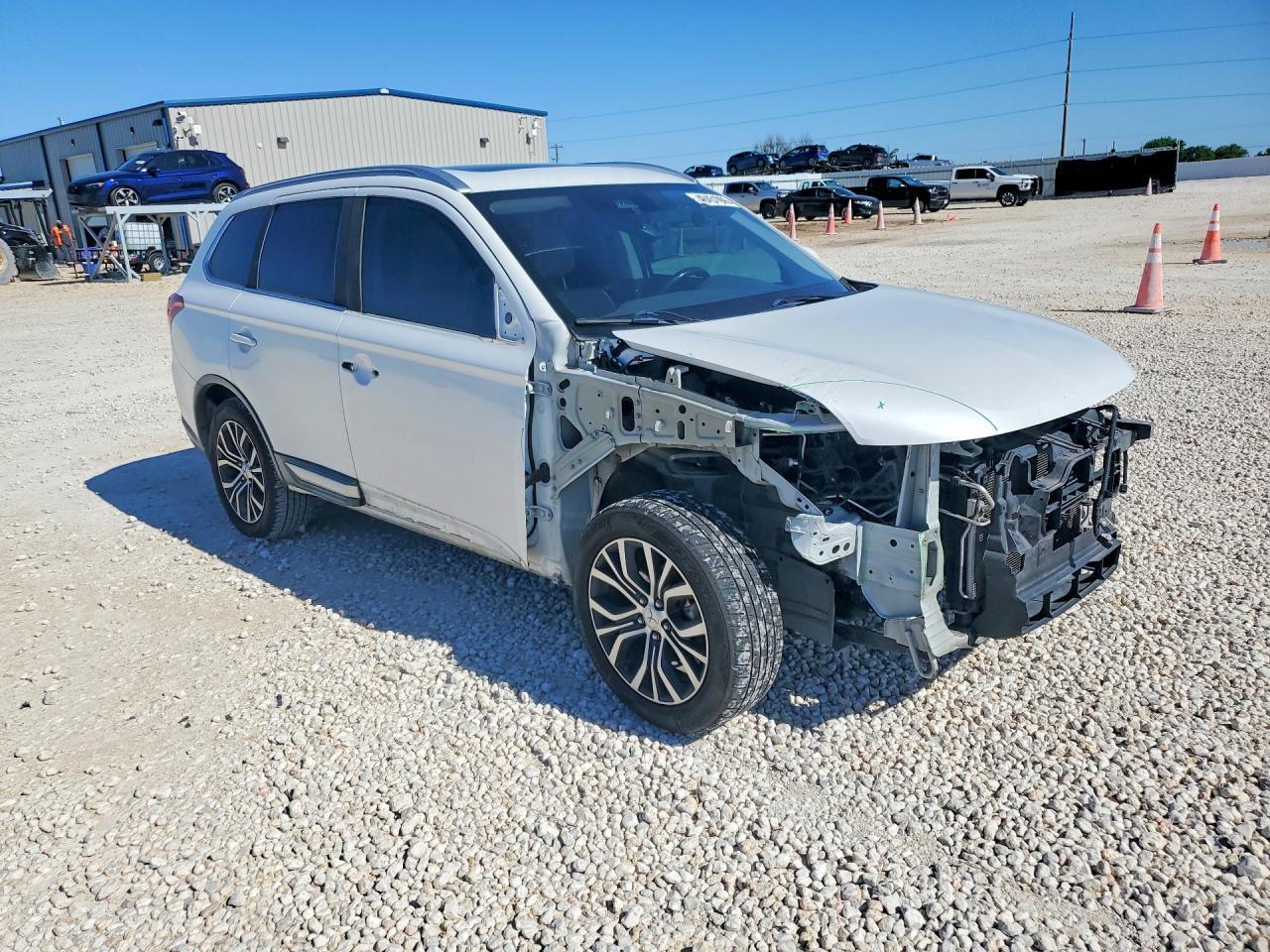 2017 Mitsubishi Outlander Se - zdjęcie 4