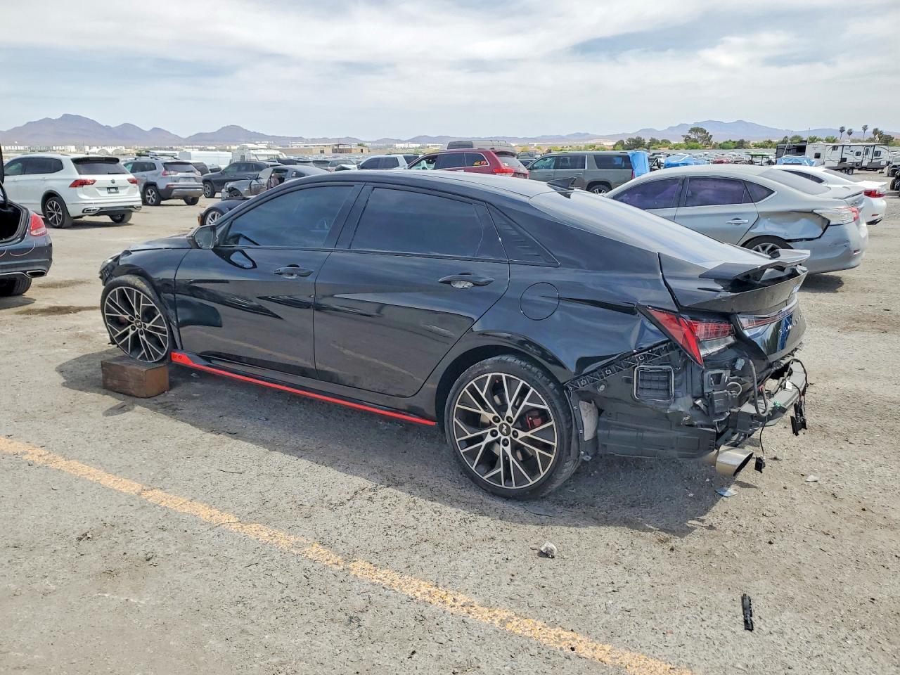 2023 Hyundai Elantra N Base - zdjęcie 2