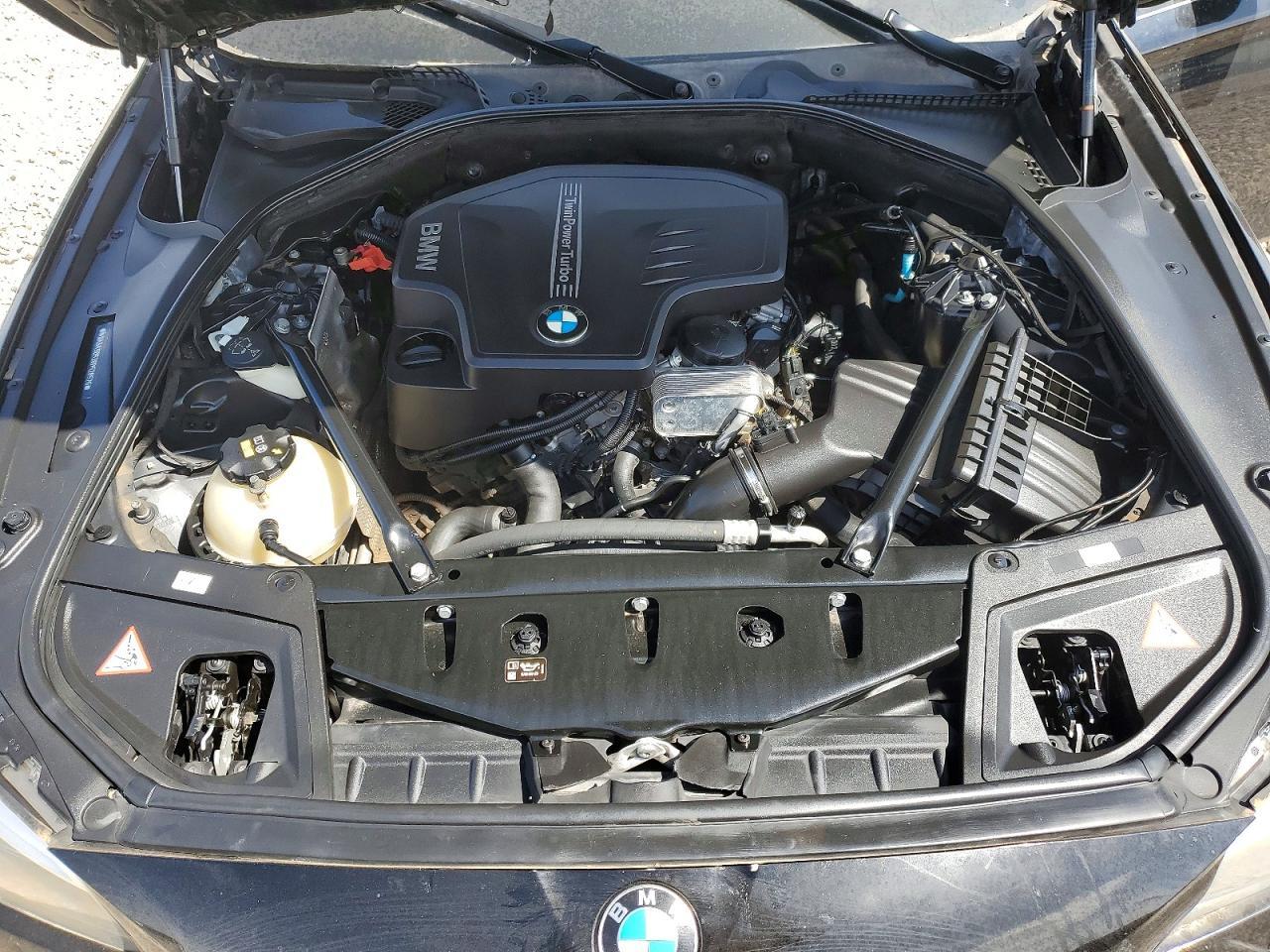 2016 BMW 528 I - zdjęcie 11