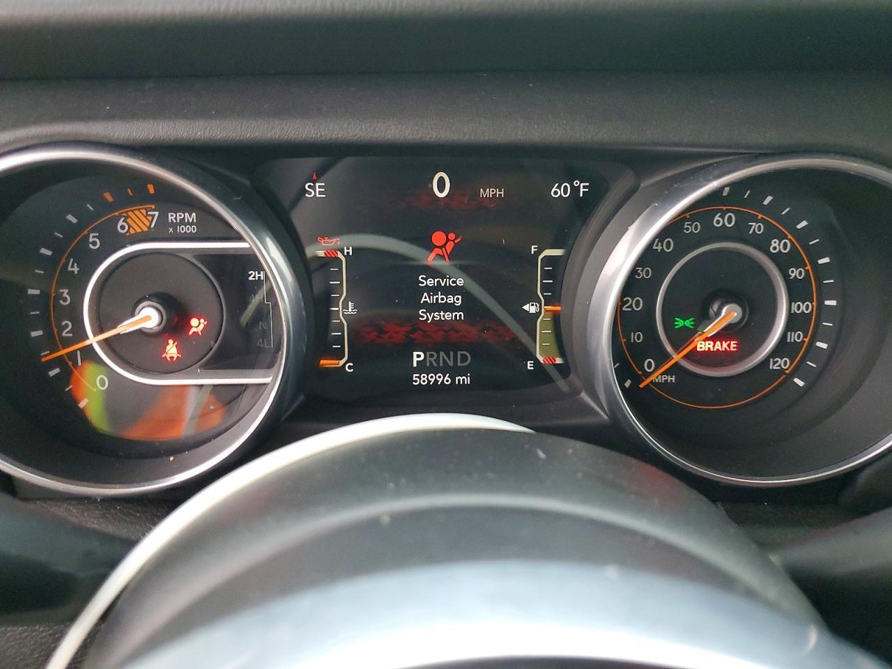 2018 Jeep Wrangler Unlimited Sahara - zdjęcie 9