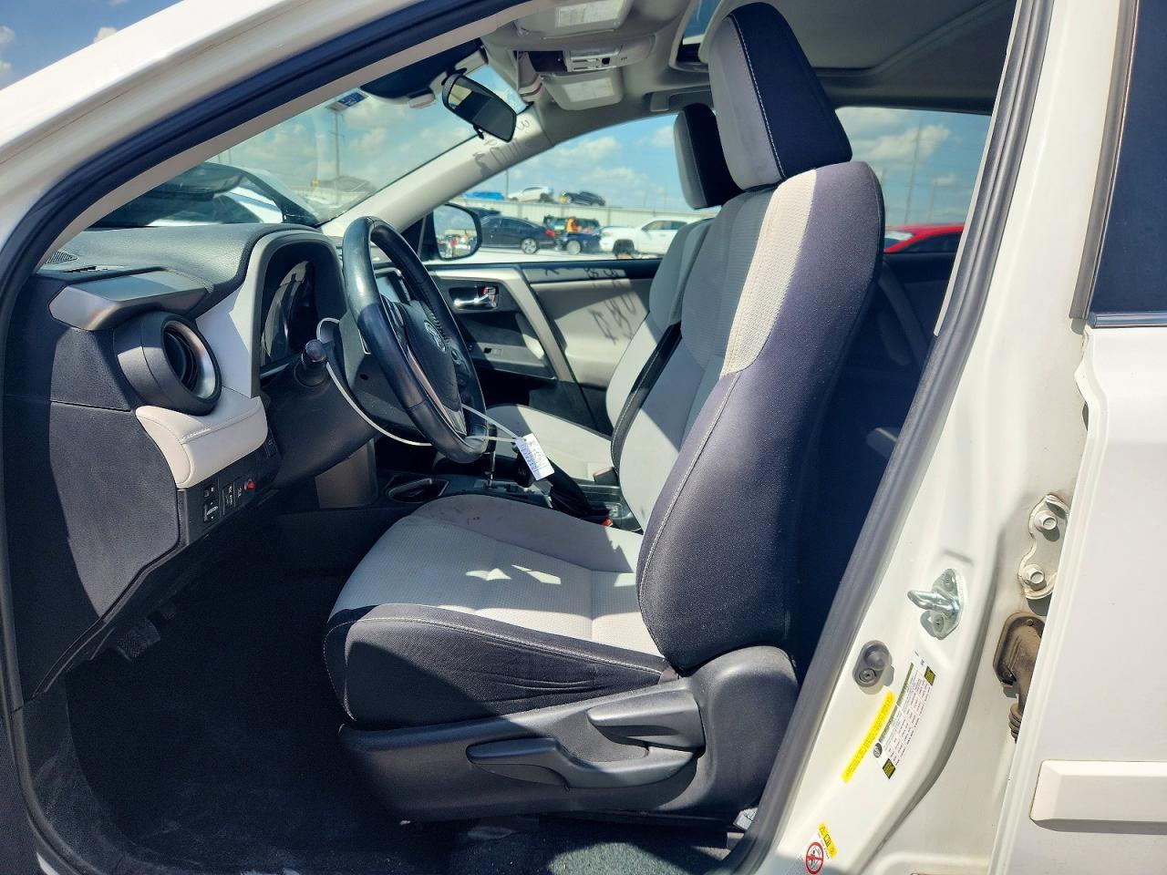 2016 Toyota Rav4 Xle - zdjęcie 7