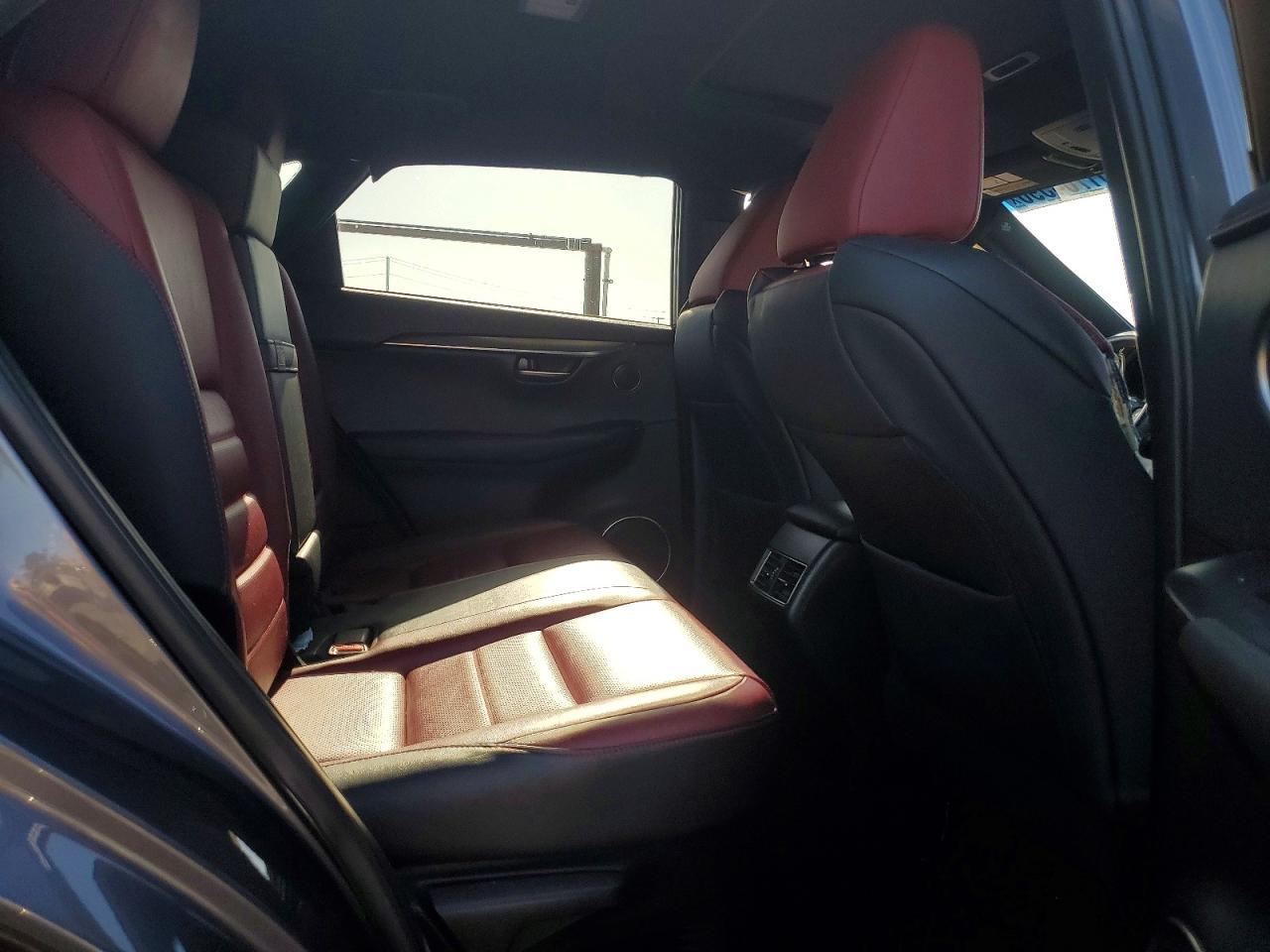 2015 Lexus Nx 200T - zdjęcie 11