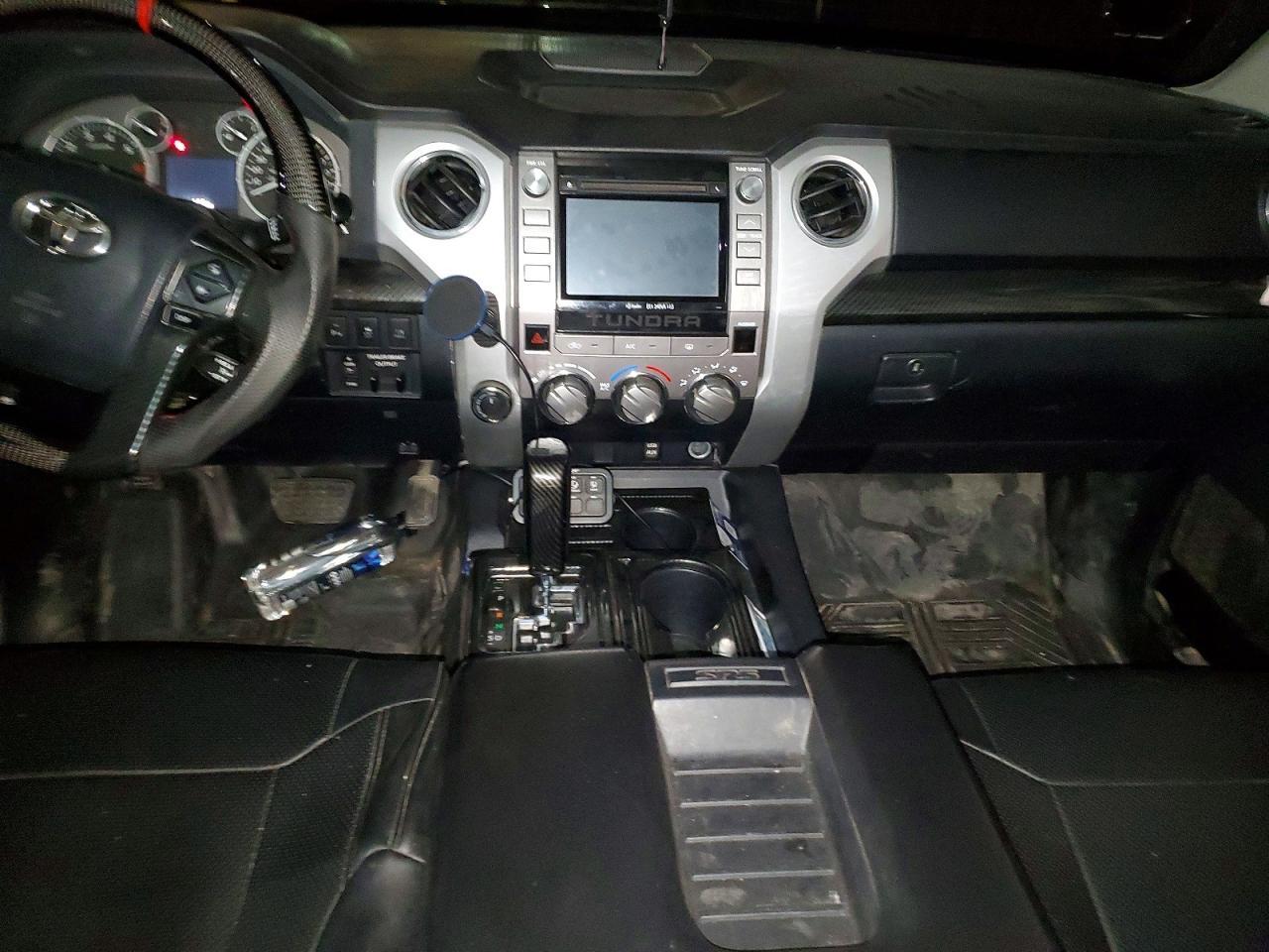 2017 Toyota Tundra Sr5 - zdjęcie 8