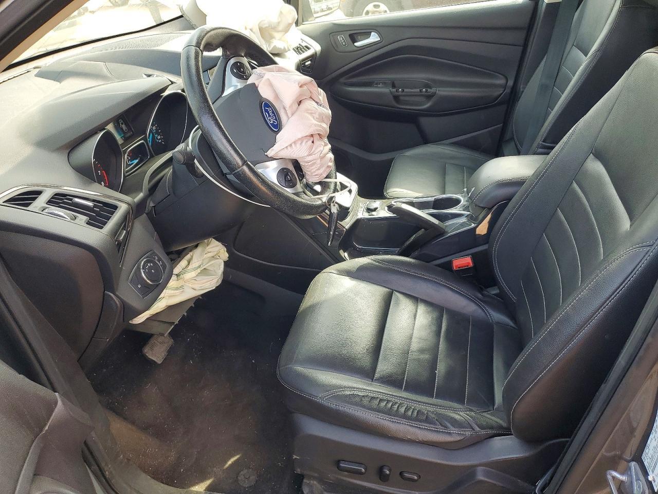 2014 Ford Escape Titanium - zdjęcie 7