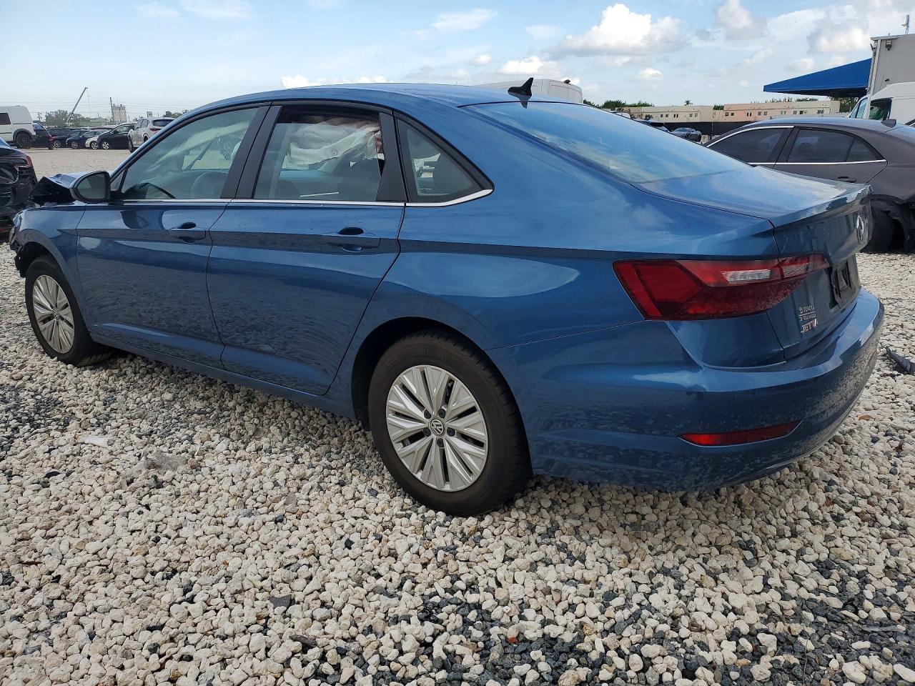 2020 Volkswagen Jetta S - zdjęcie 2