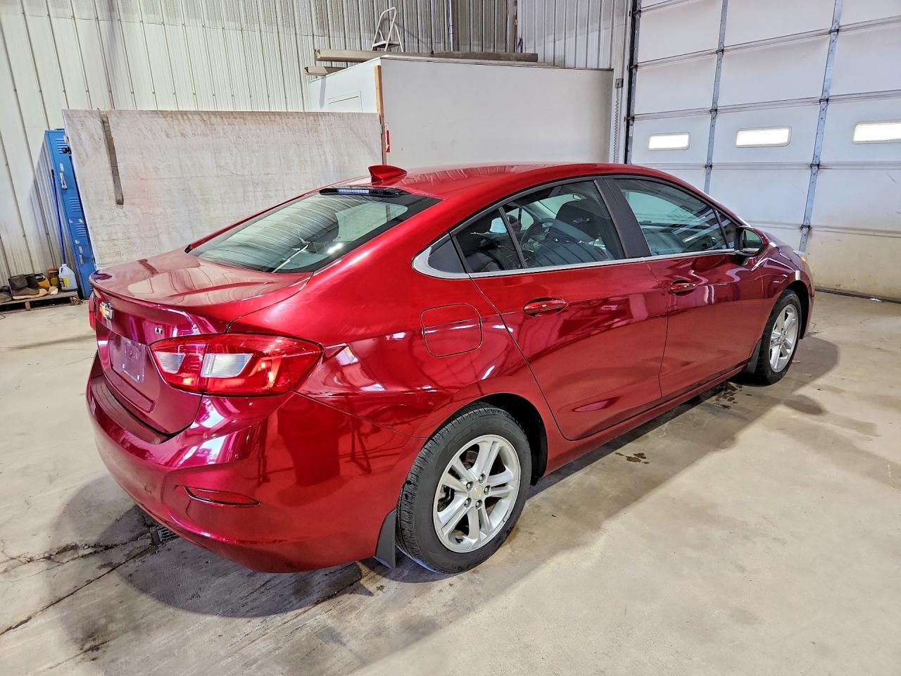 2017 Chevrolet Cruze Lt - zdjęcie 3