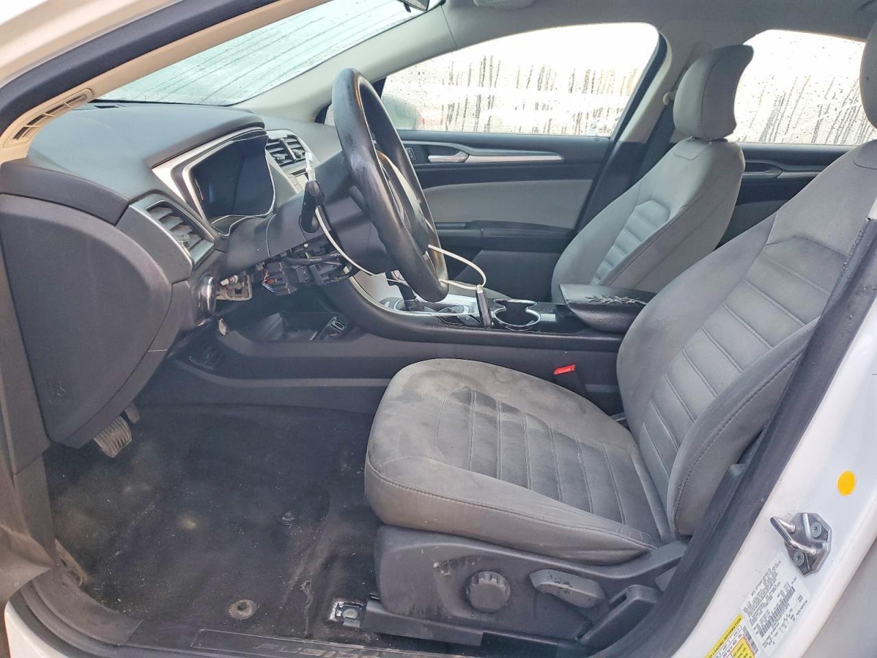 2015 Ford Fusion S Hybrid - zdjęcie 7