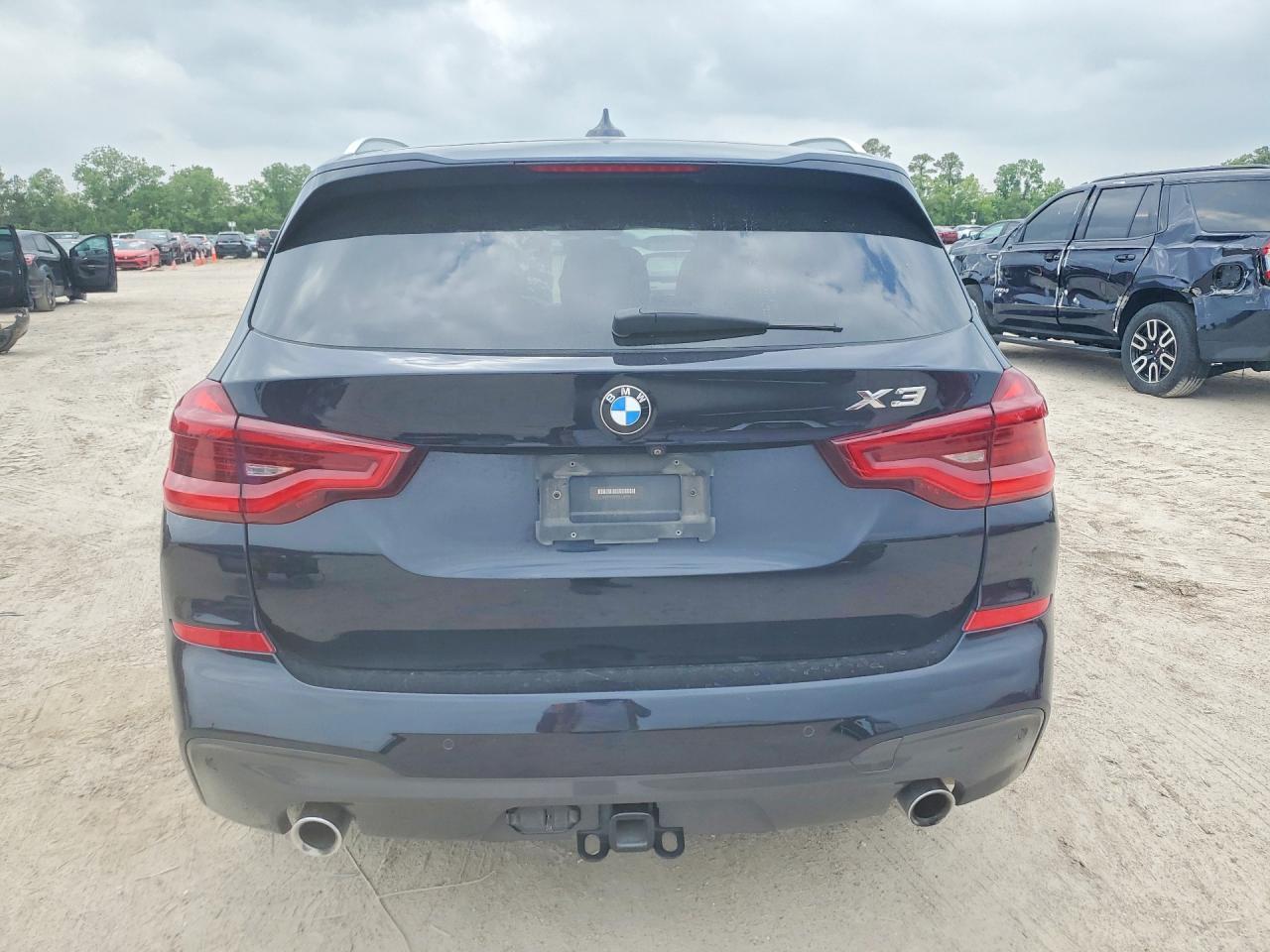 2018 BMW X3 xDrive30I - zdjęcie 6