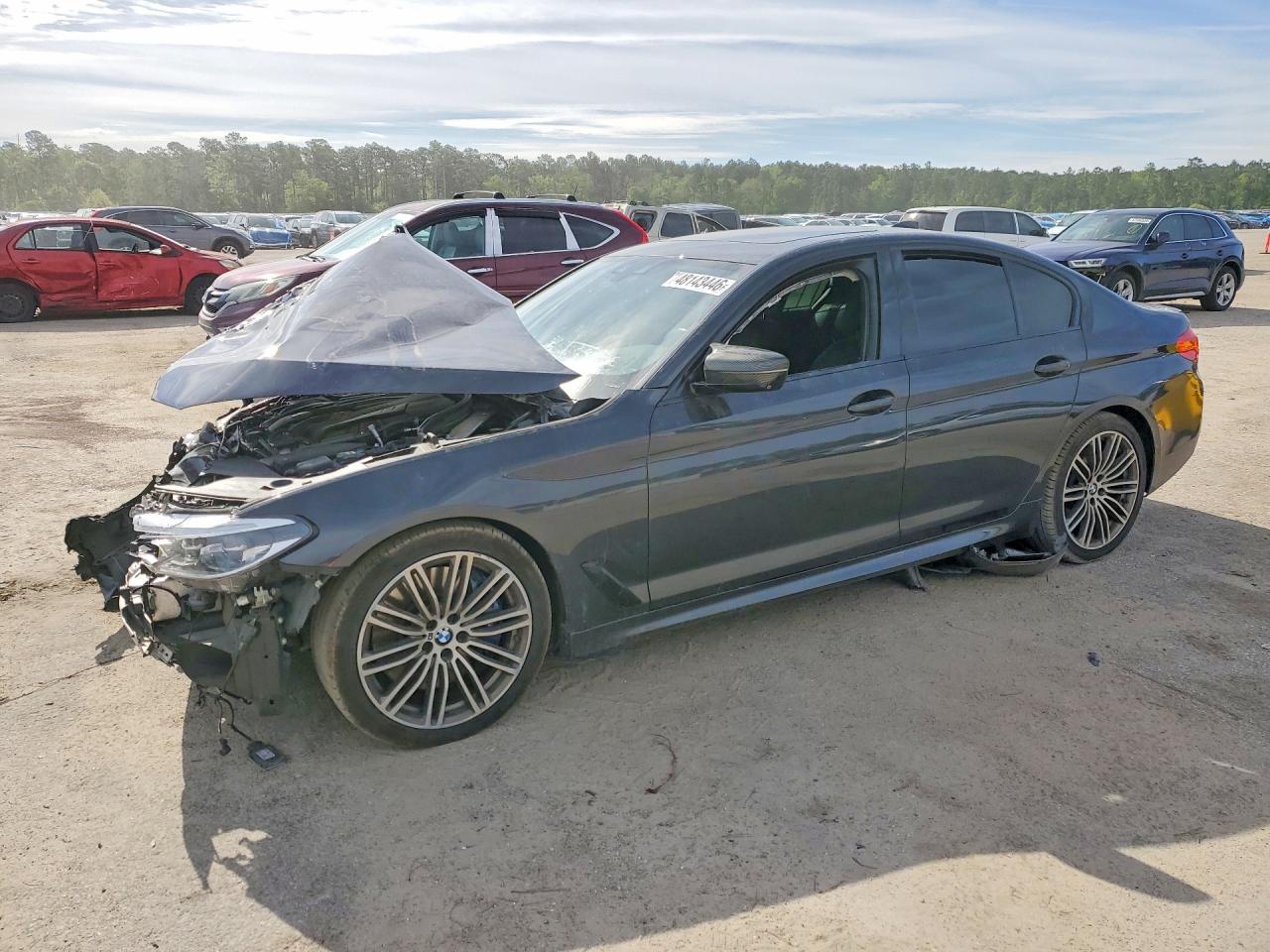2019 BMW M550Xi - zdjęcie główne