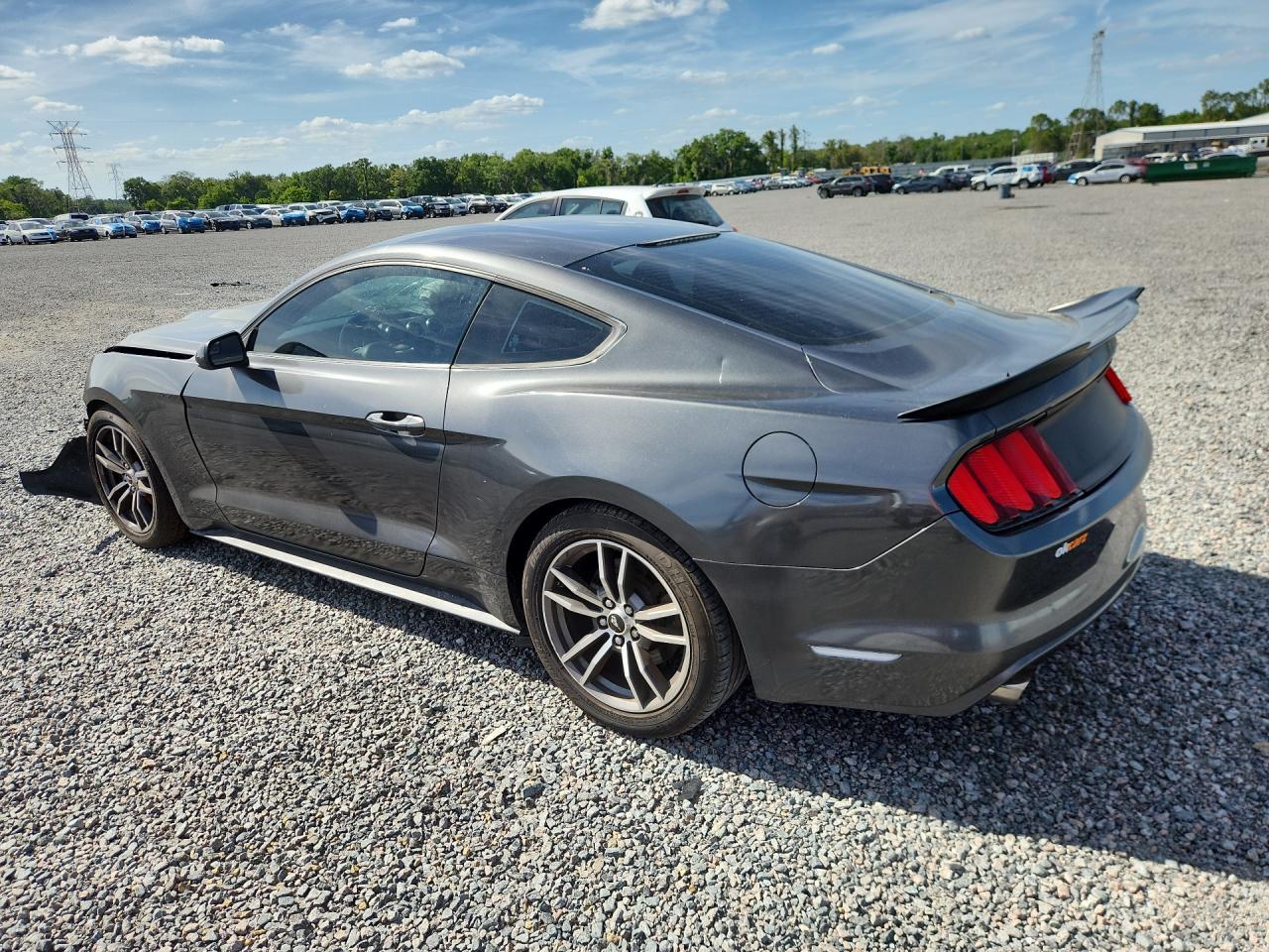 2016 Ford Mustang - zdjęcie 2