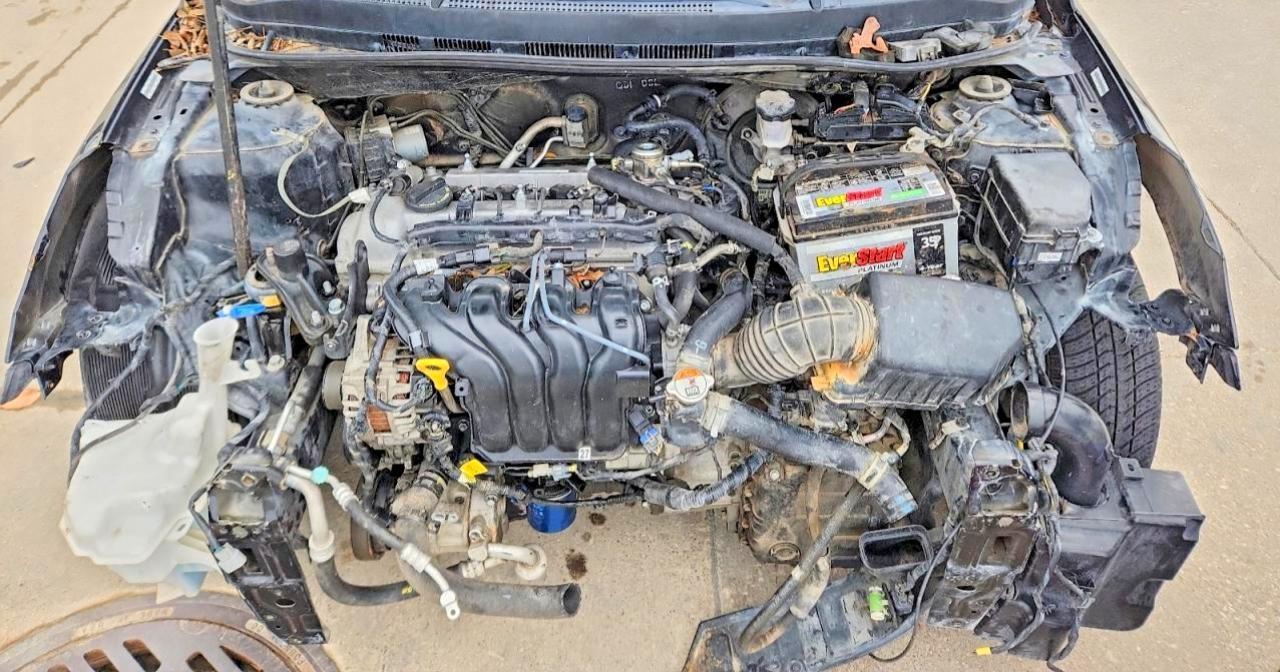 2014 Hyundai Accent Gls - zdjęcie 11