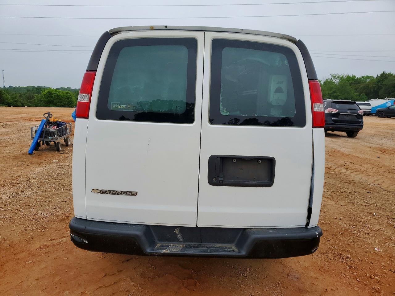 2019 Chevrolet Express G2500 - zdjęcie 6