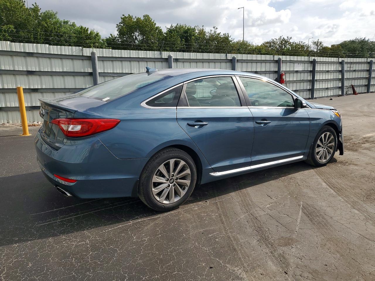 2017 Hyundai Sonata Sport - zdjęcie 3