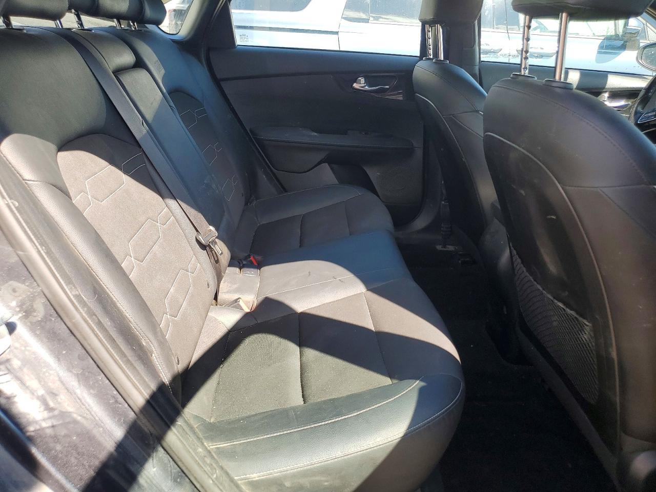 2021 Kia Forte Gt-Line - zdjęcie 10