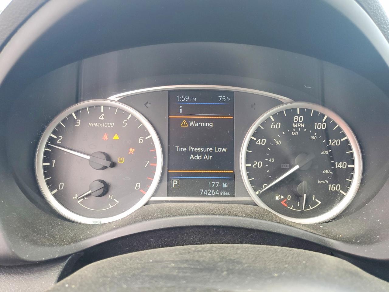 2019 Nissan Sentra S - zdjęcie 9