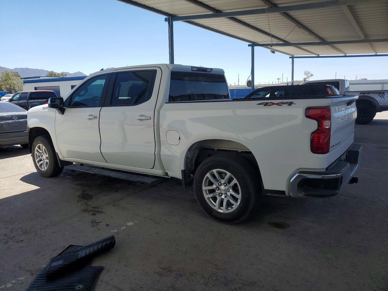 2022 Chevrolet Silverado Ltd K1500 Lt-L - zdjęcie 2