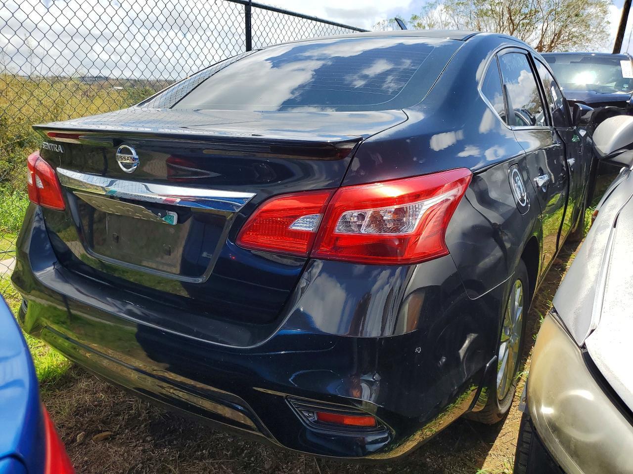 2019 Nissan Sentra S - zdjęcie 3
