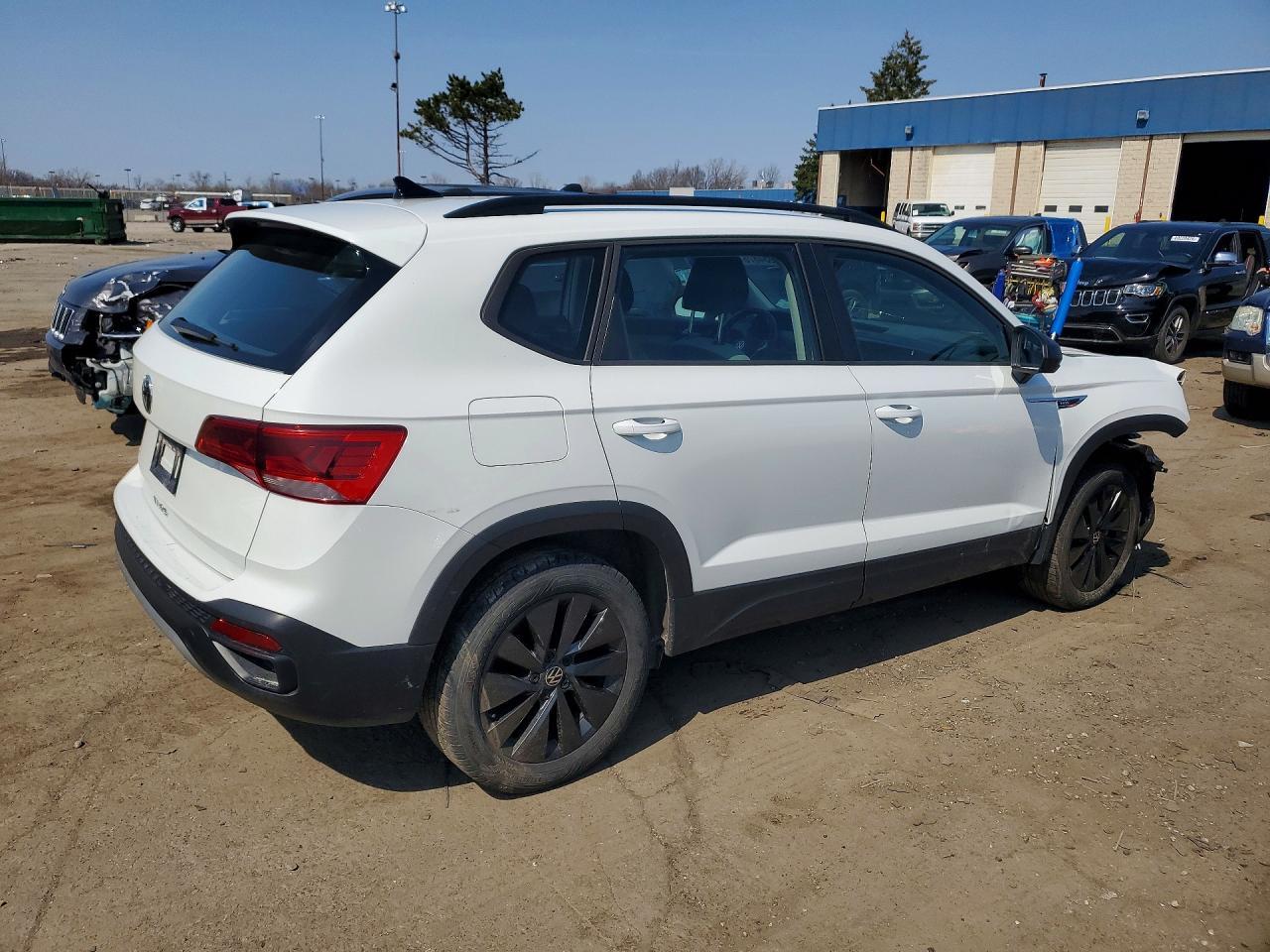 2024 Volkswagen Taos S - zdjęcie 3