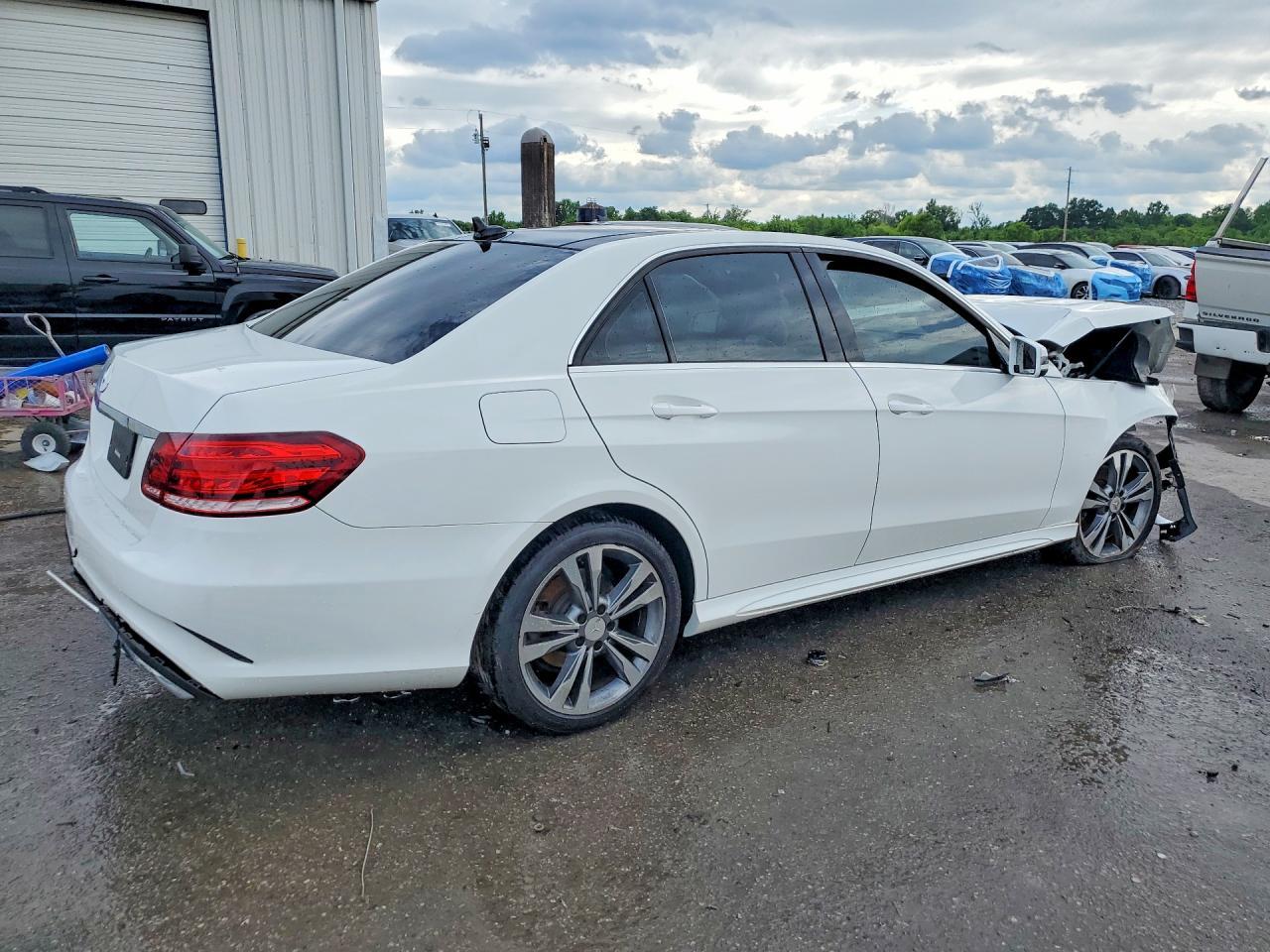 2016 Mercedes-Benz E 350 - zdjęcie 3