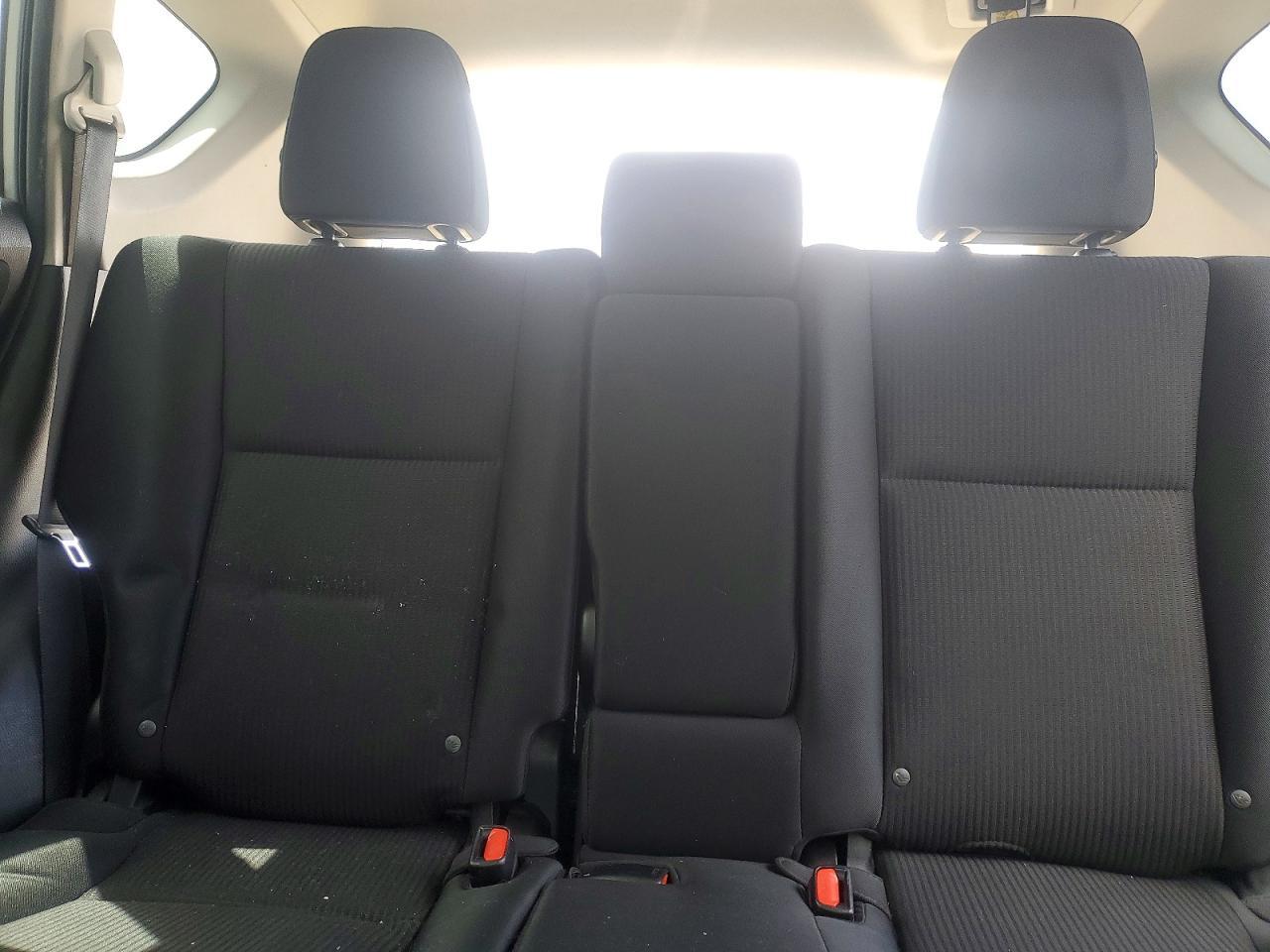 2016 Toyota Rav4 Le - zdjęcie 10