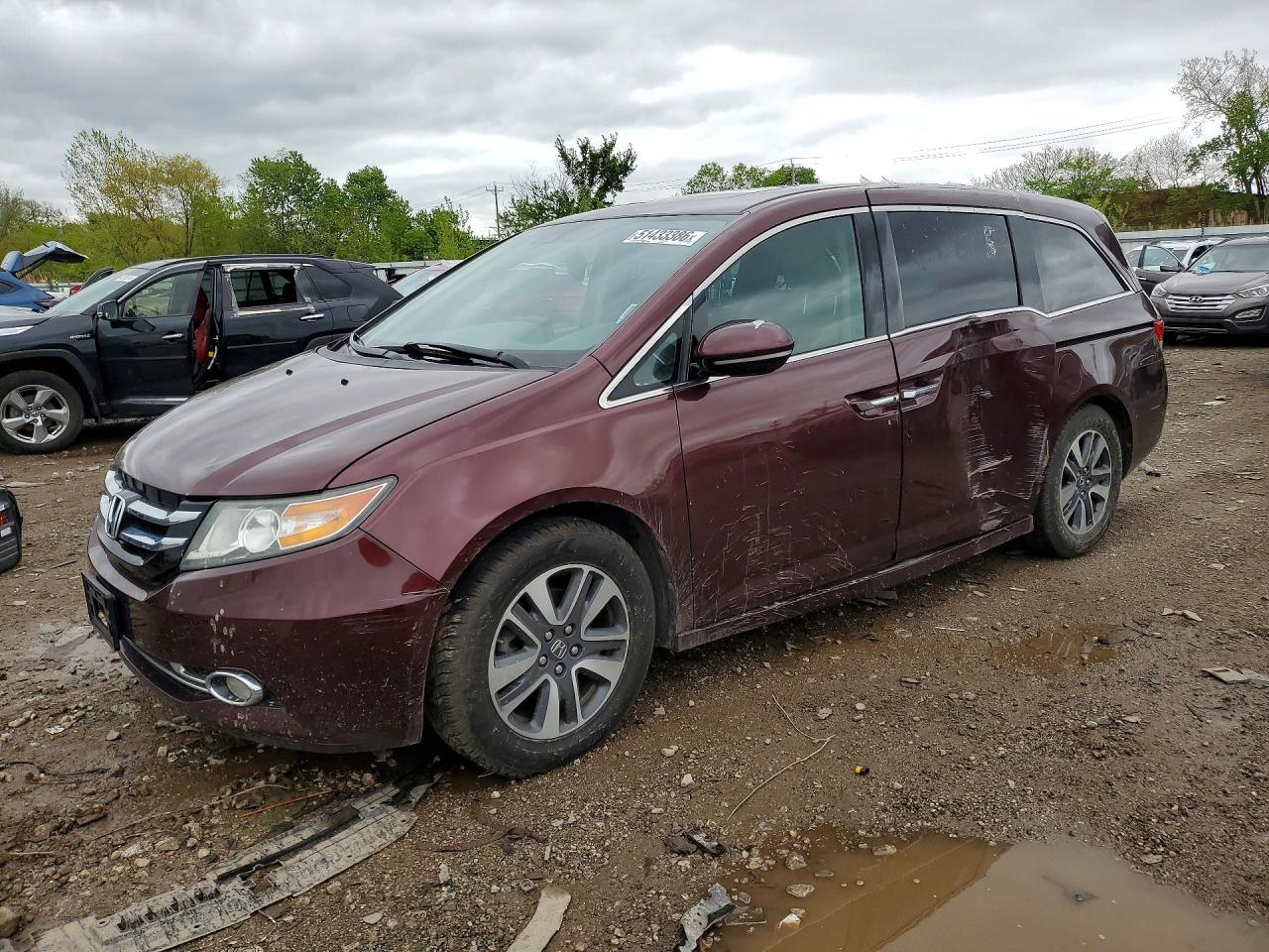 2015 Honda Odyssey Touring - zdjęcie główne