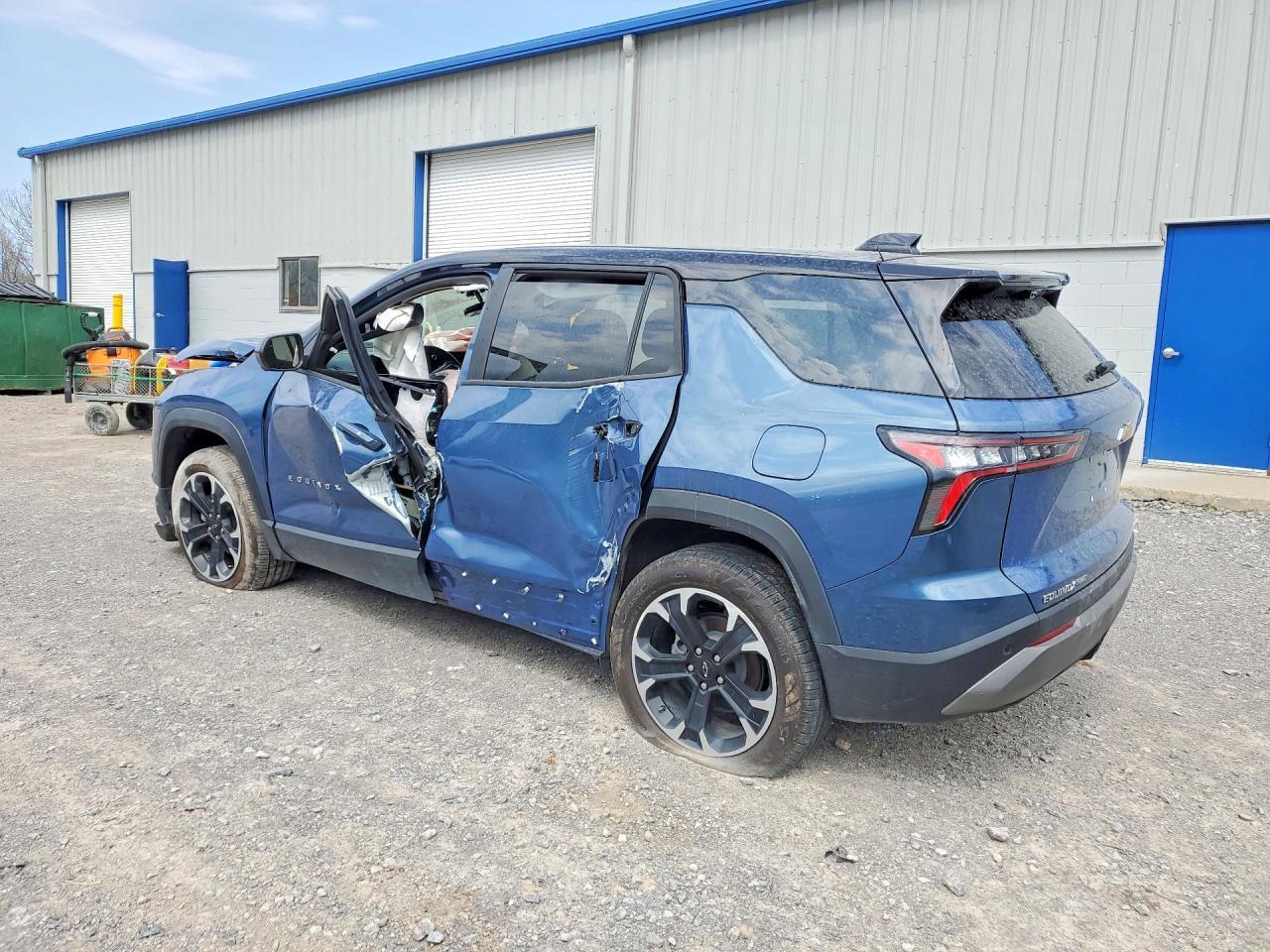 2025 Chevrolet Equinox Lt - zdjęcie 2