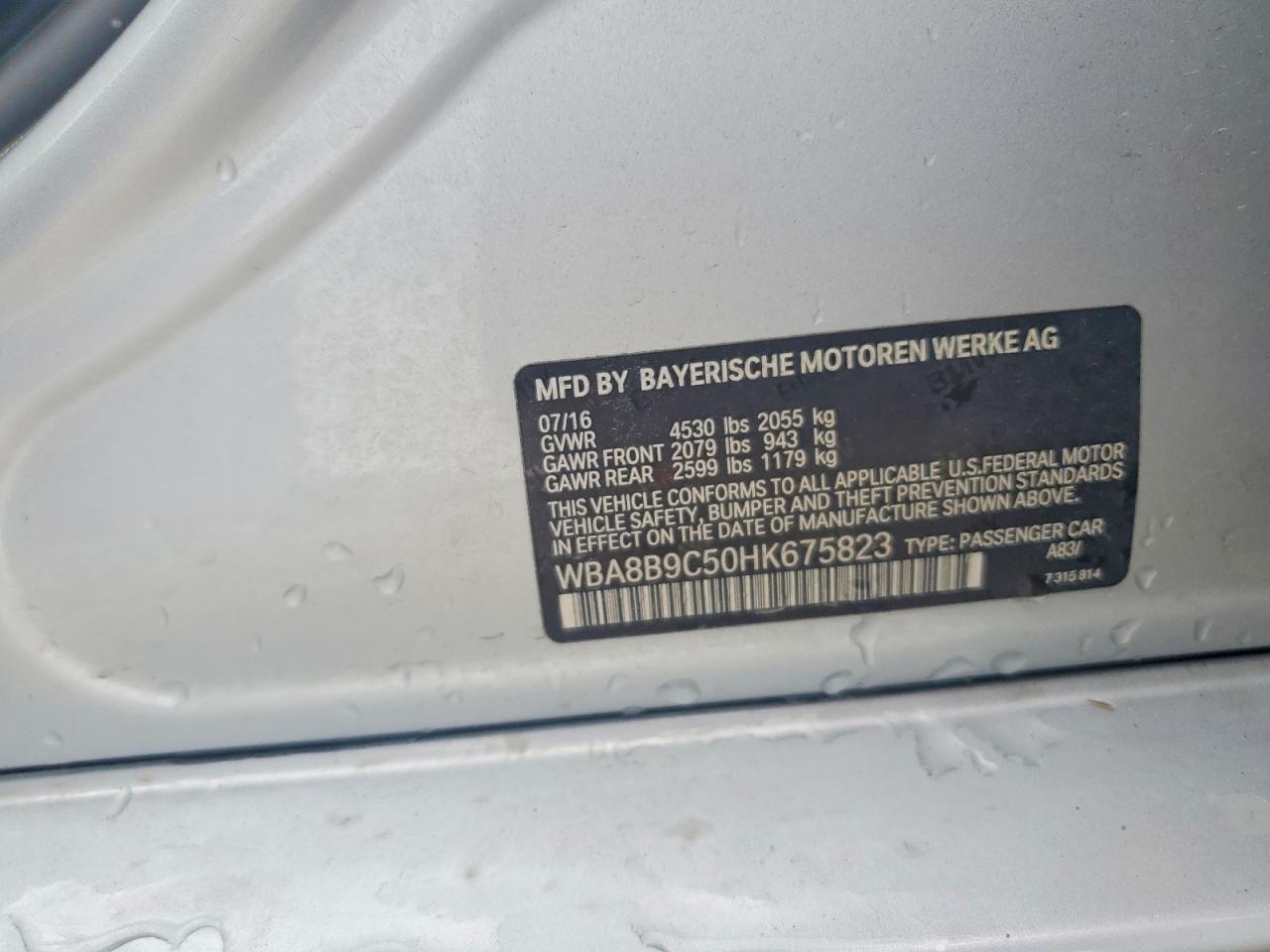 2017 BMW 330 I - zdjęcie 12