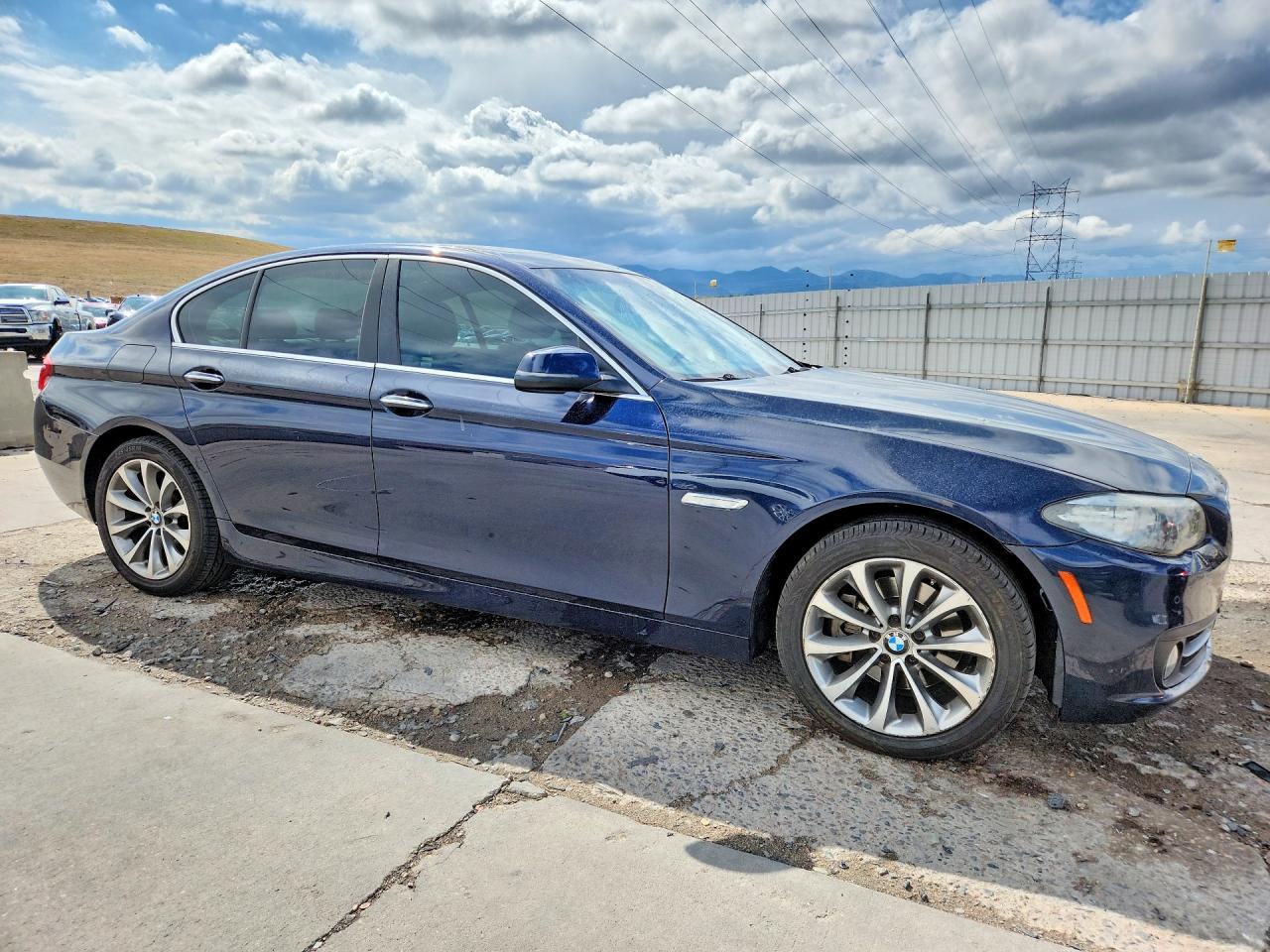 2016 BMW 528 I - zdjęcie 4