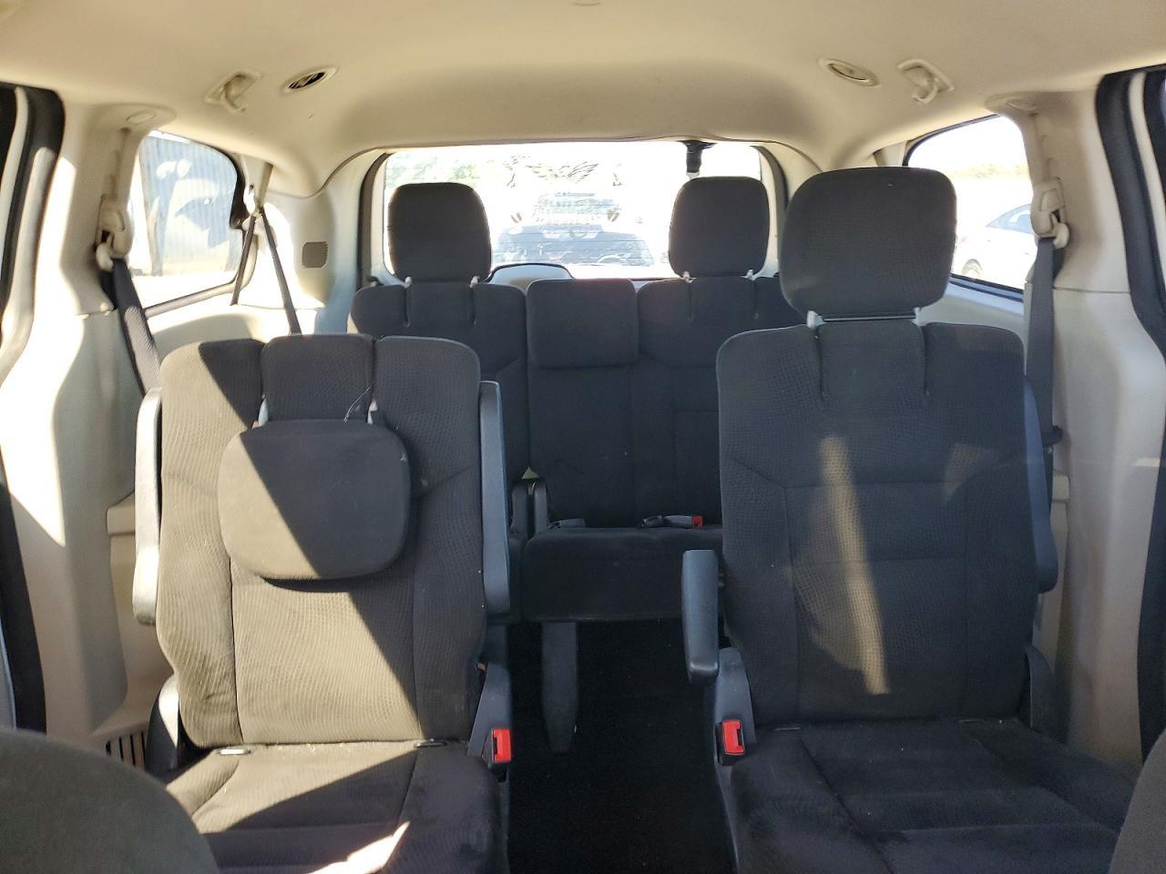 2016 Dodge Grand Caravan Se - zdjęcie 10