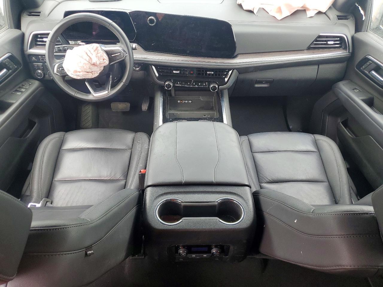 2025 Chevrolet Tahoe K1500 Z71 - zdjęcie 8