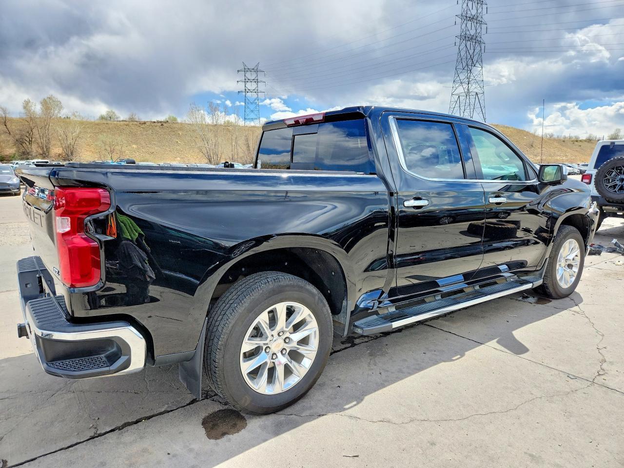 2021 Chevrolet Silverado K1500 Ltz - zdjęcie 3