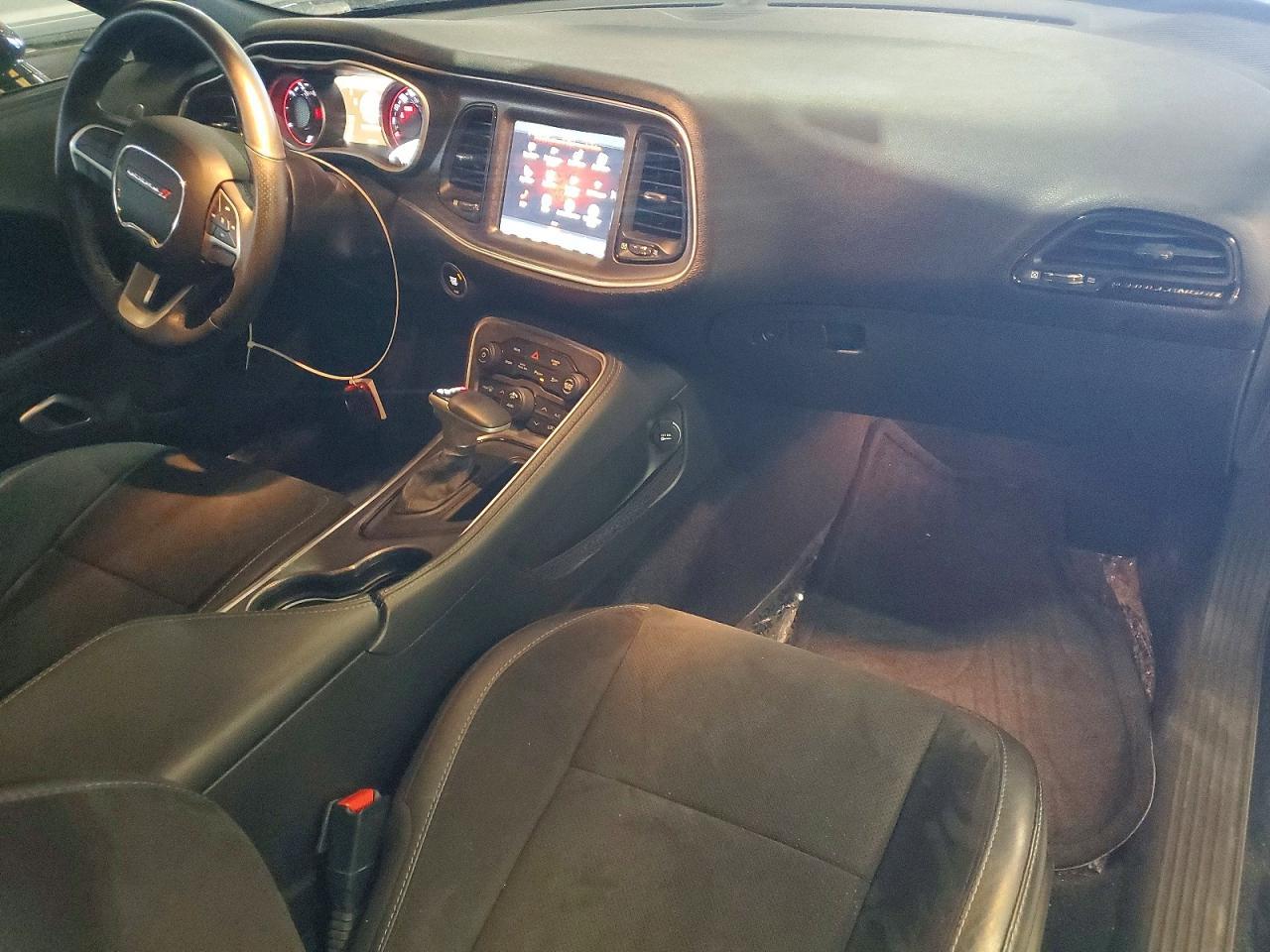 2018 Dodge Challenger R - zdjęcie 8