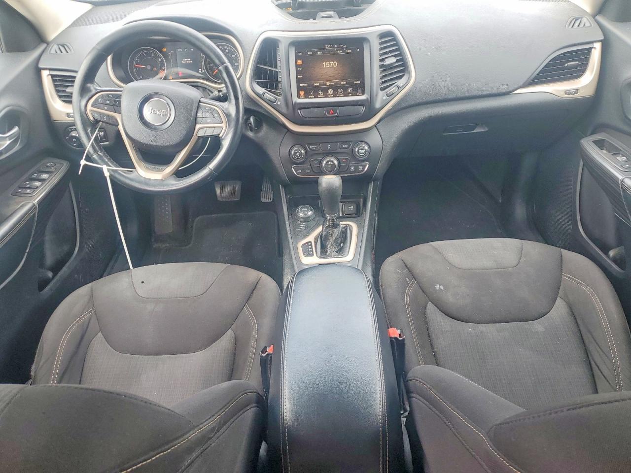 2015 Jeep Cherokee Latitude - zdjęcie 8