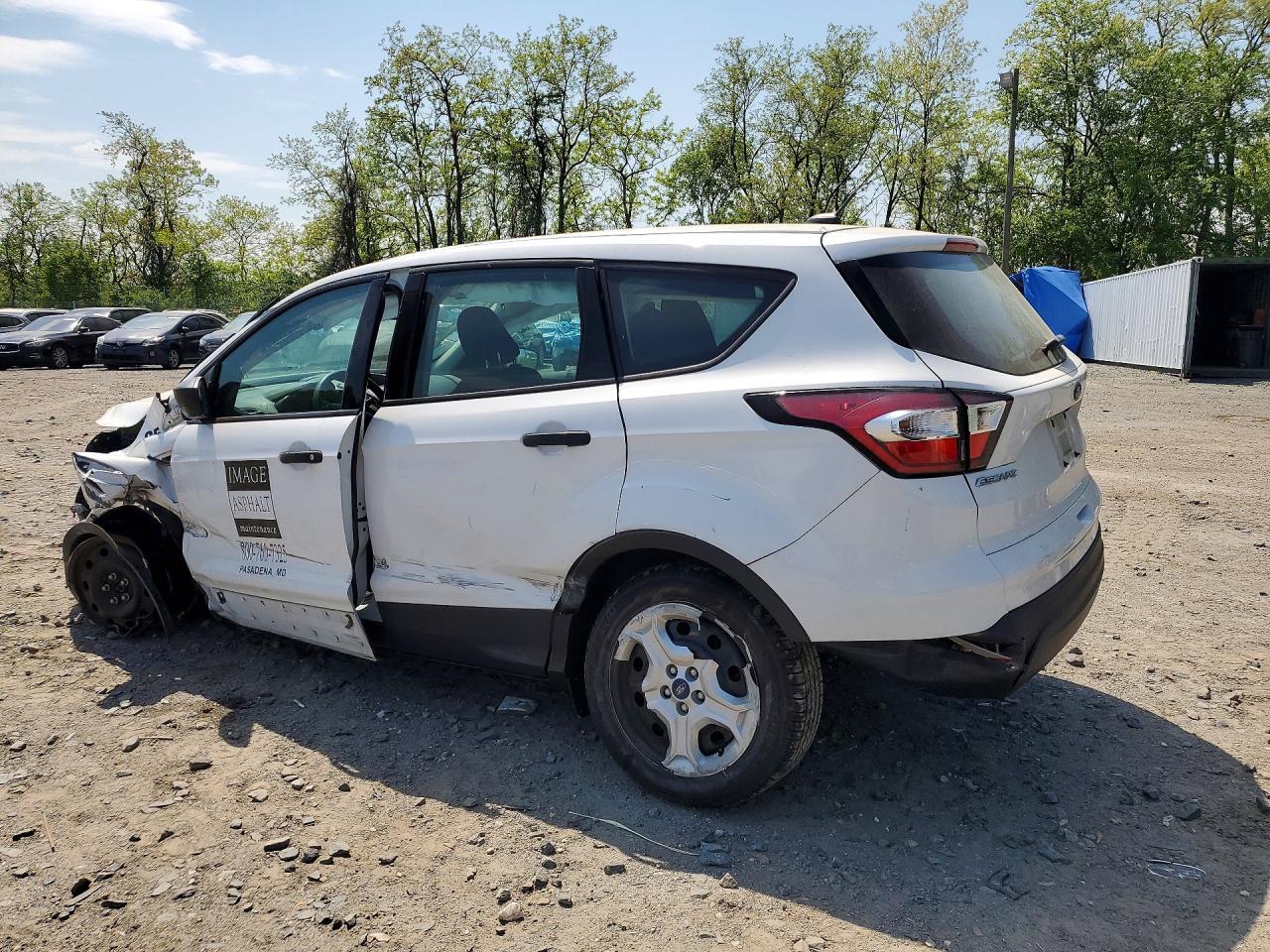 2018 Ford Escape S - zdjęcie 2