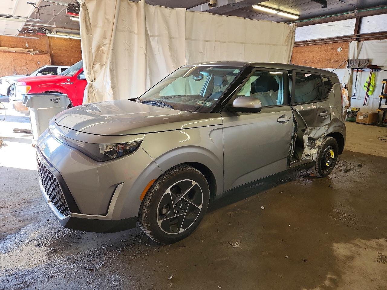 2023 Kia Soul Ex - zdjęcie główne