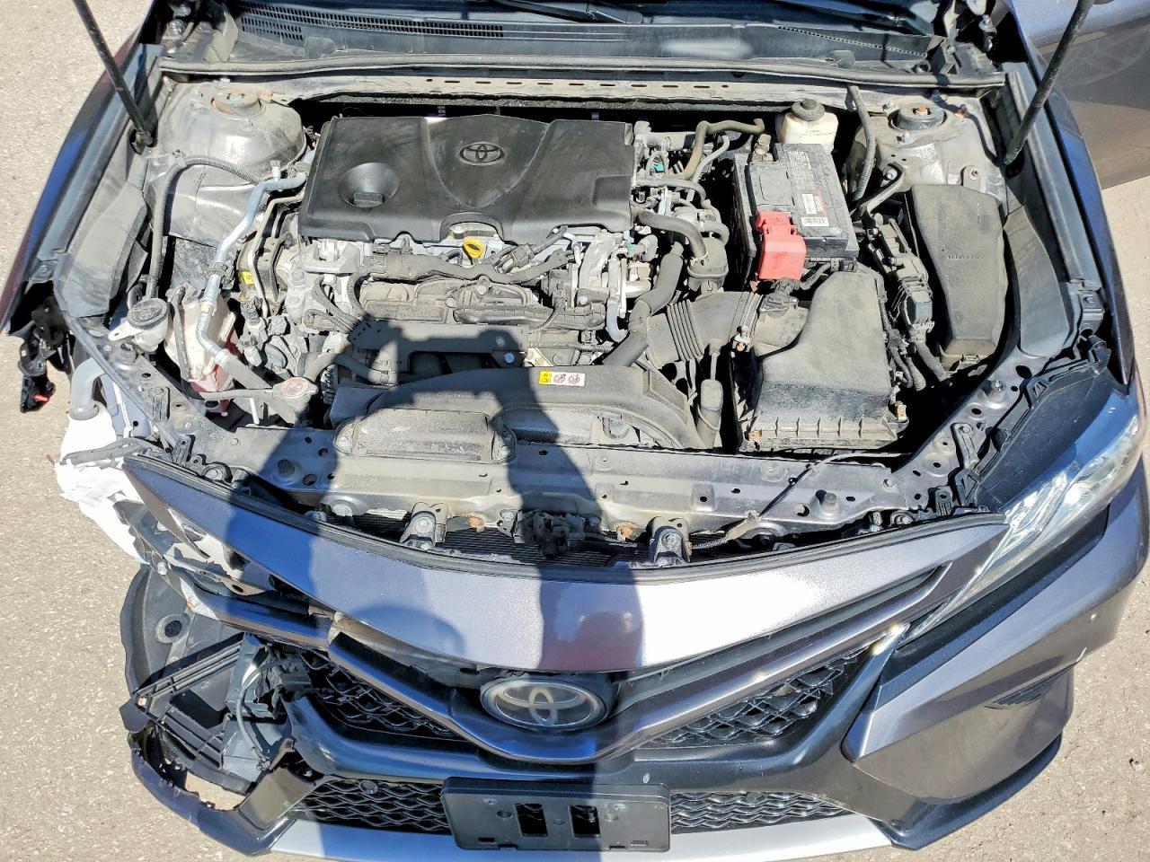 2018 Toyota Camry Xse - zdjęcie 11