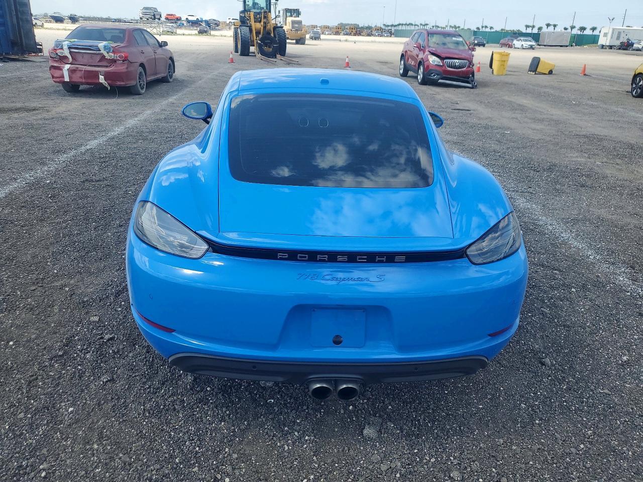 2022 Porsche Cayman S - zdjęcie 6
