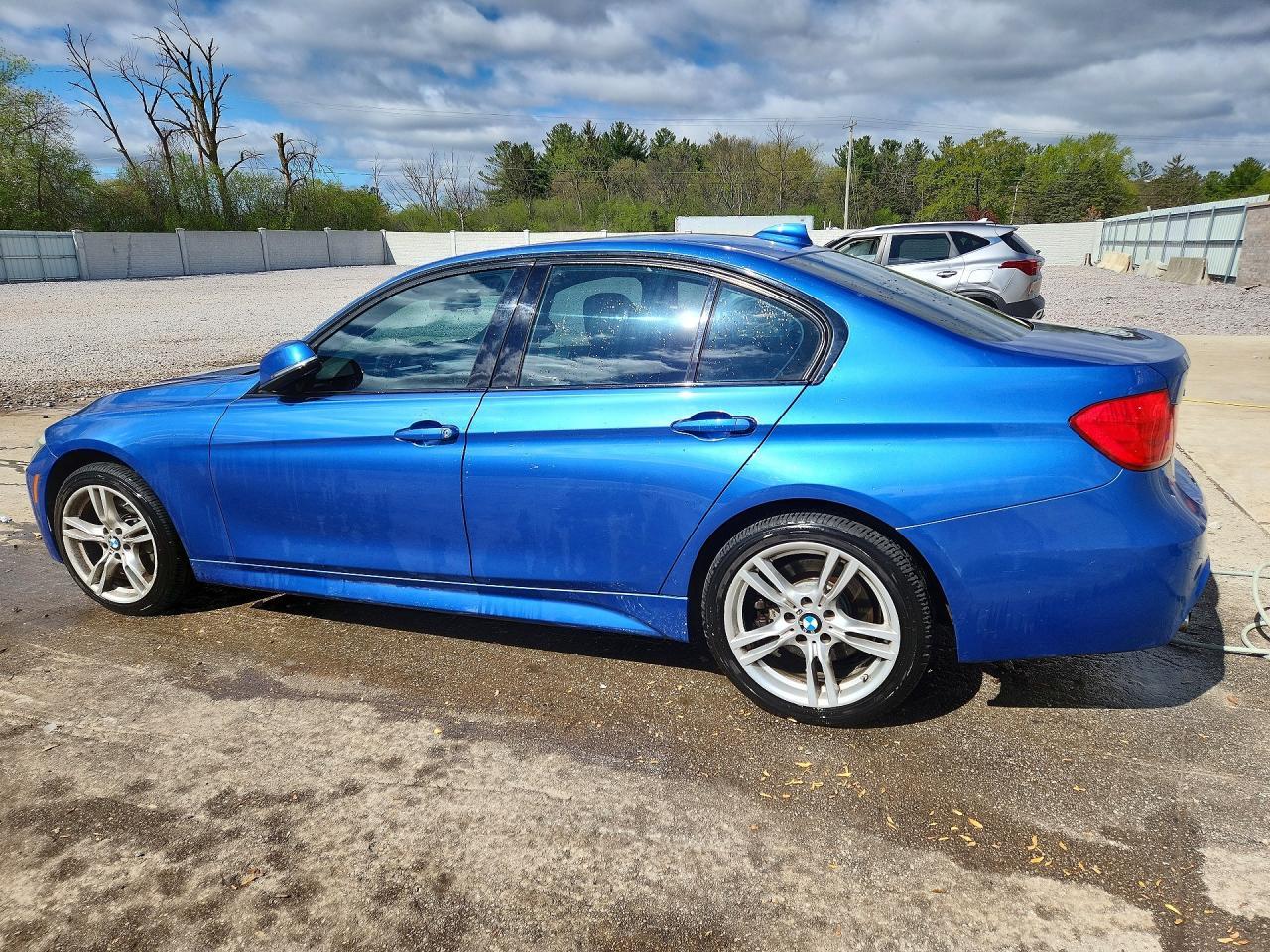 BMW Seria 3 - zdjęcie 2