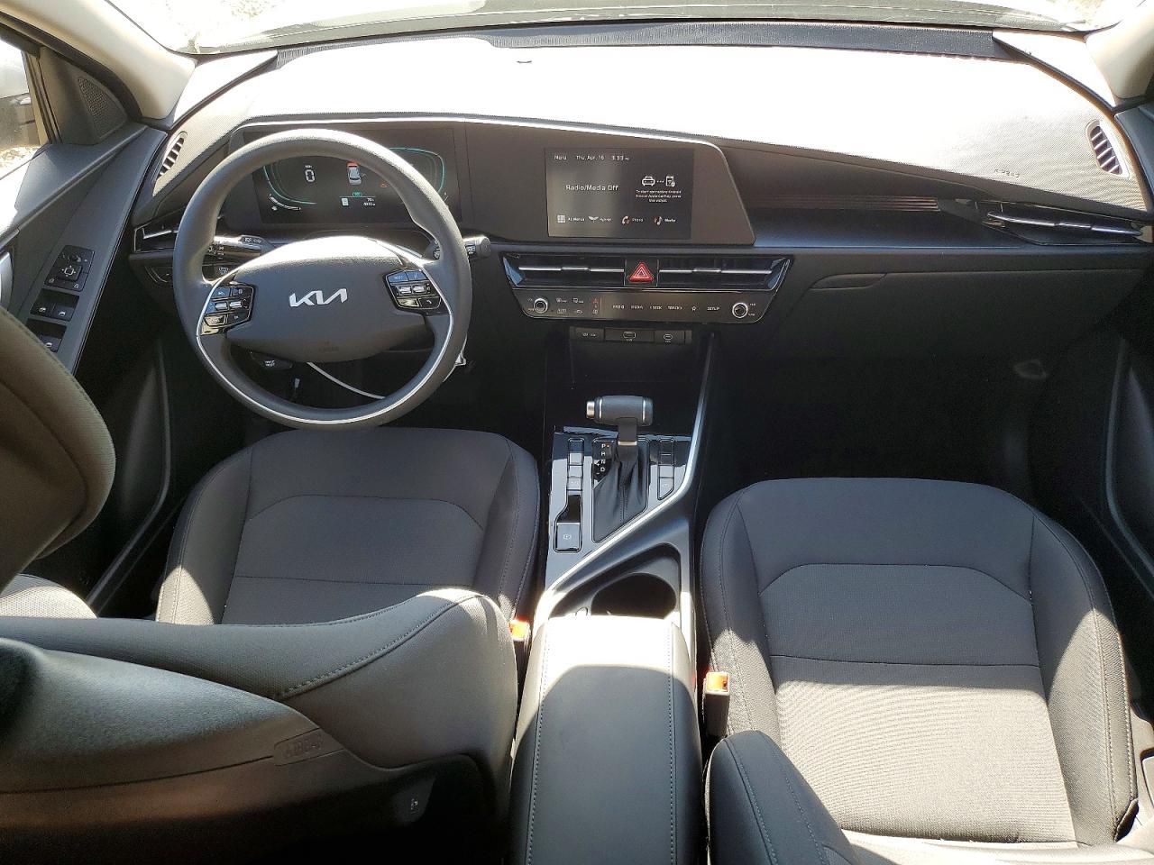 2026 Kia Niro Lx - zdjęcie 8
