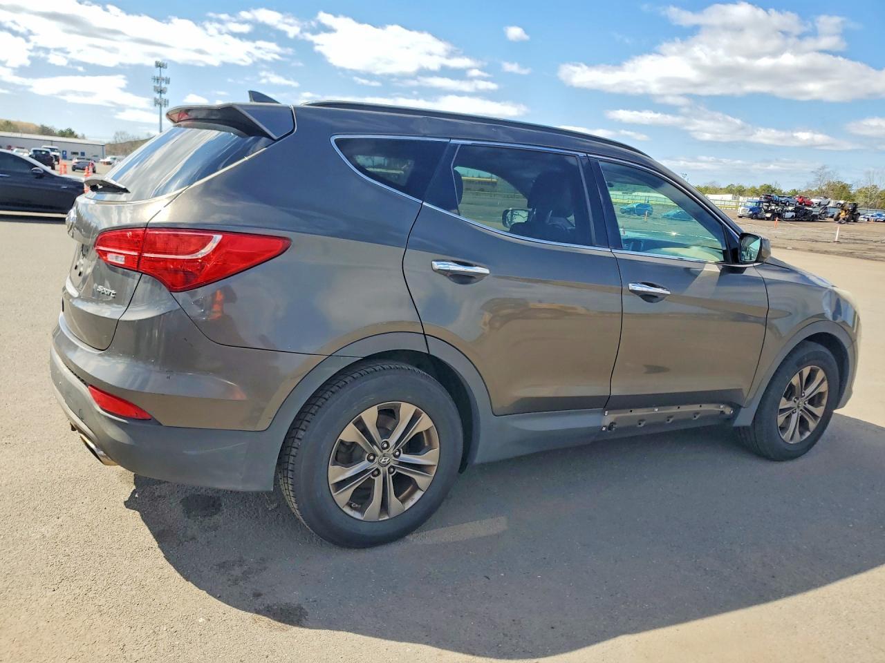 2013 Hyundai Santa Fe Sport 2.4L - zdjęcie 3