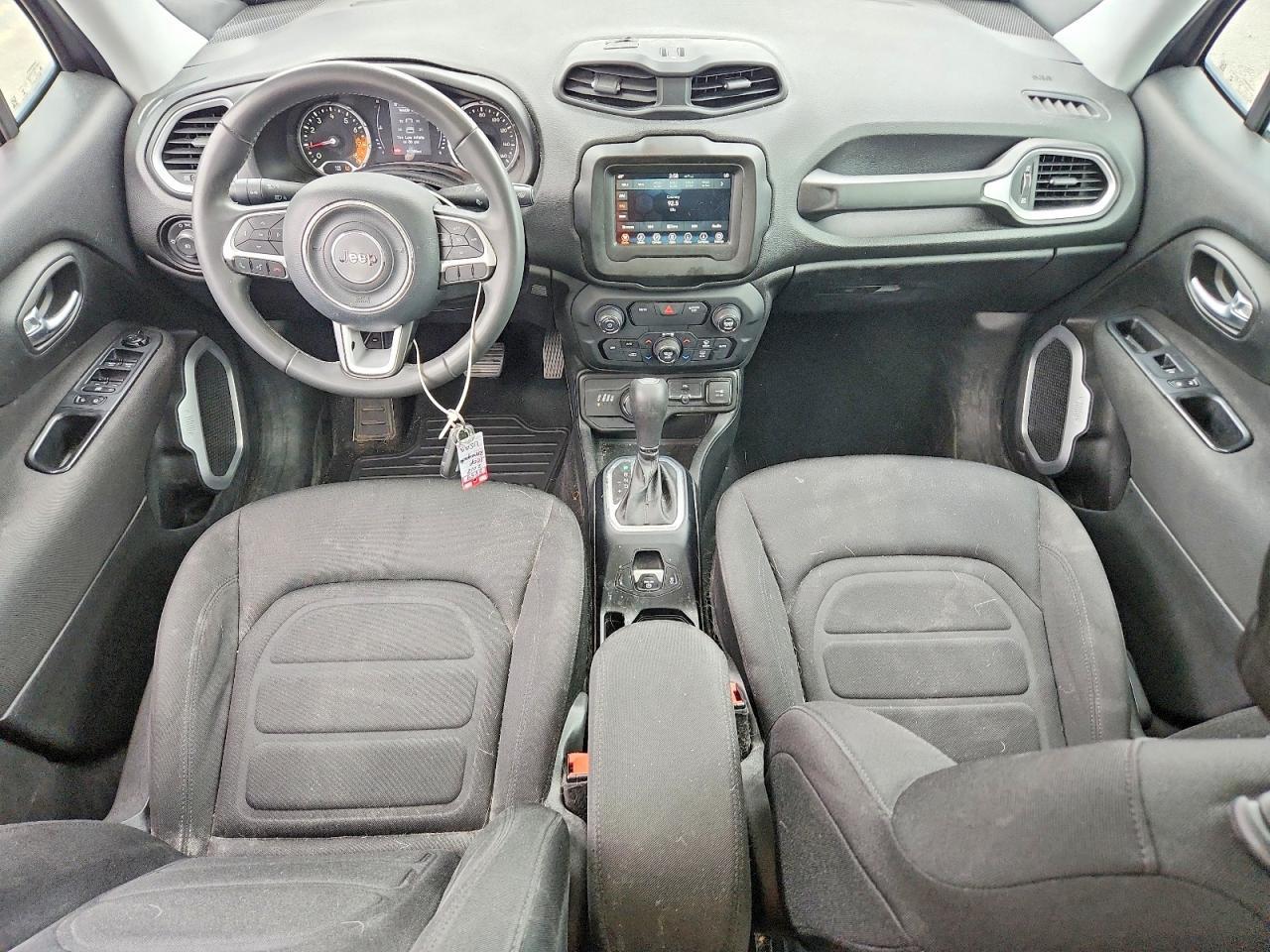2018 Jeep Renegade Latitude - zdjęcie 8