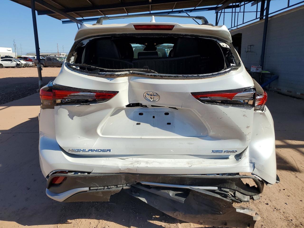 2022 Toyota Highlander Xse - zdjęcie 6