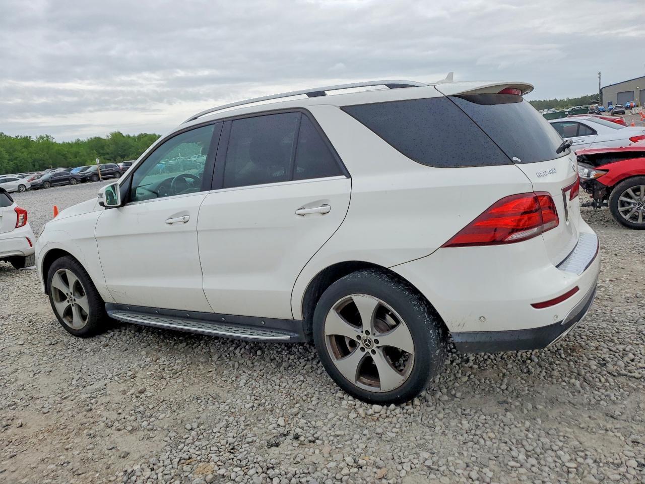 2019 Mercedes-Benz Gle 400 4Matic - zdjęcie 2