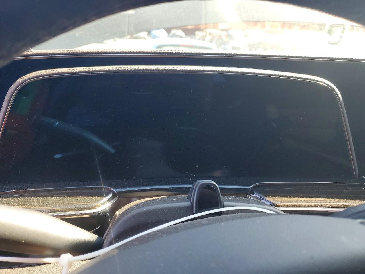 2023 Cadillac Escalade Premium Luxury - zdjęcie 9