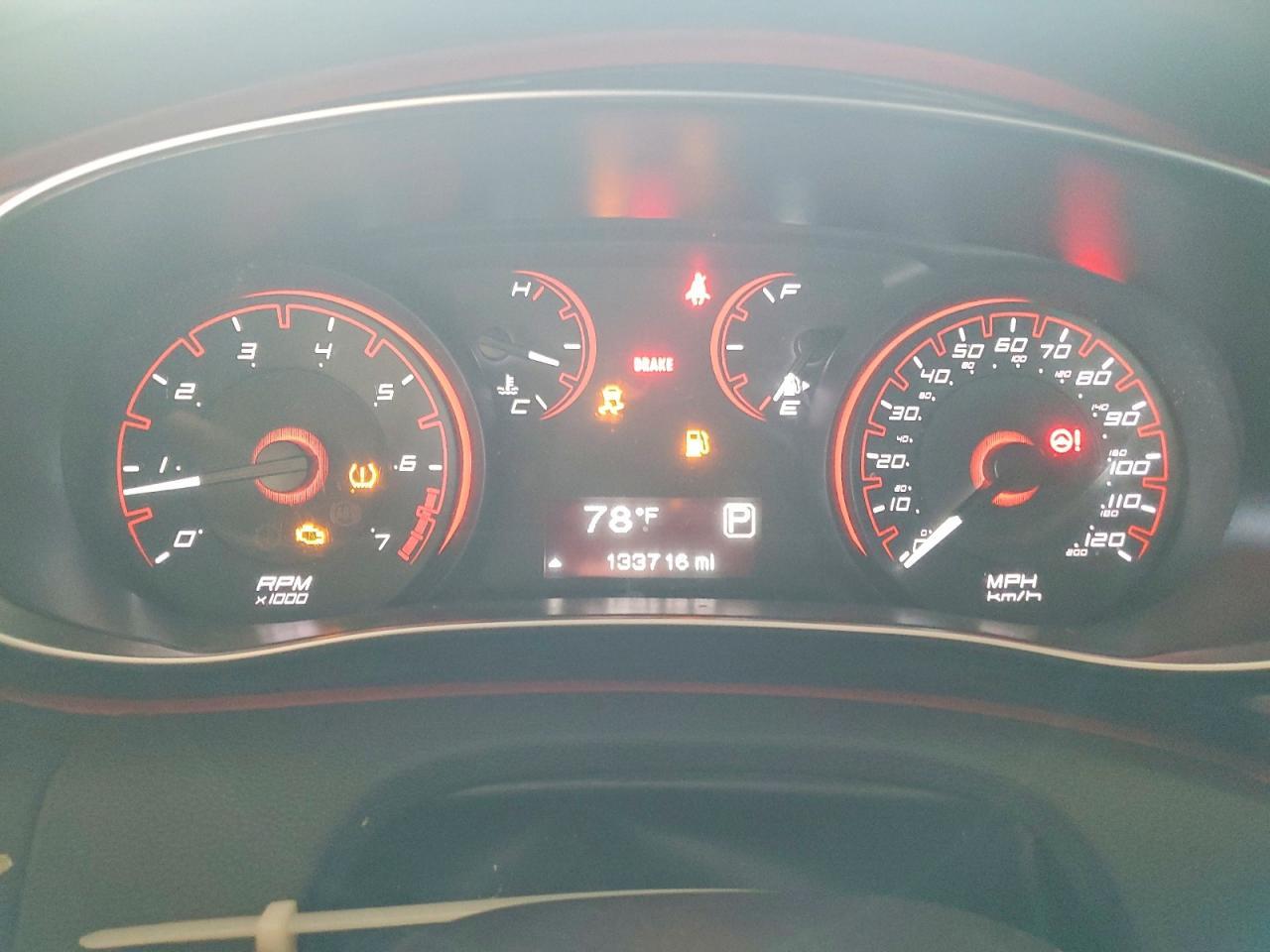 2016 Dodge Dart Sxt - zdjęcie 9