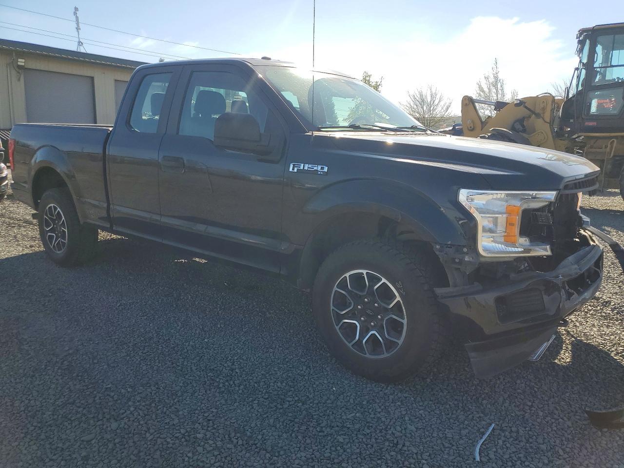 2019 Ford F150 Super Cab - zdjęcie 4