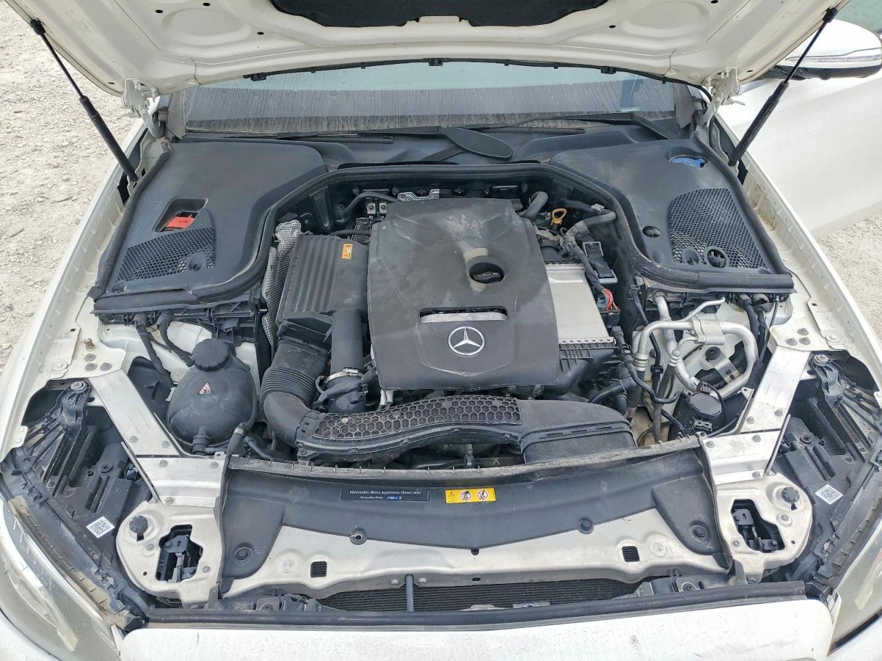 2019 Mercedes-Benz E 300 - zdjęcie 11