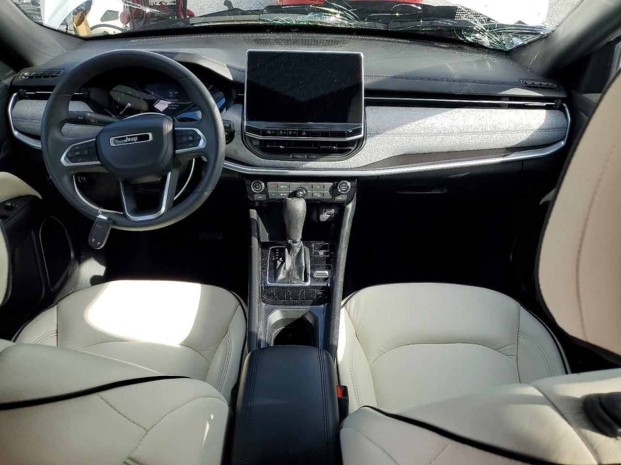 2023 Jeep Compass Sport - zdjęcie 8