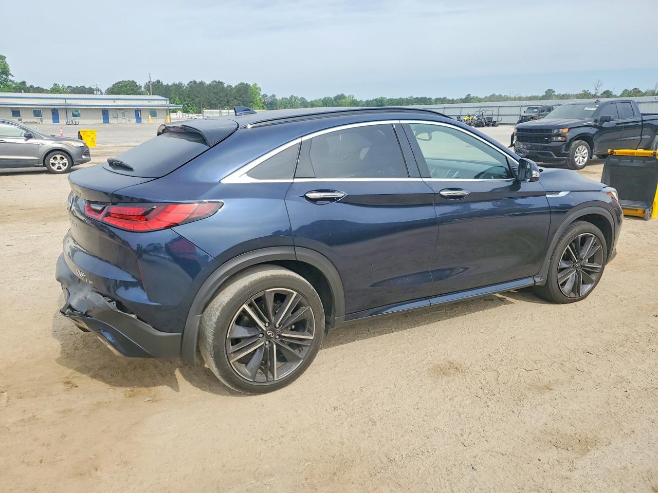2023 Infiniti Qx55 Luxe - zdjęcie 3