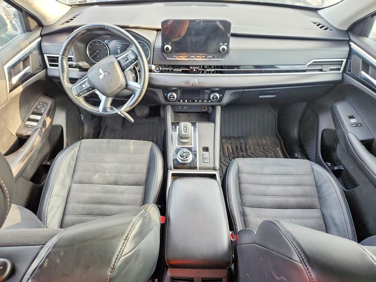 2022 Mitsubishi Outlander Se - zdjęcie 8
